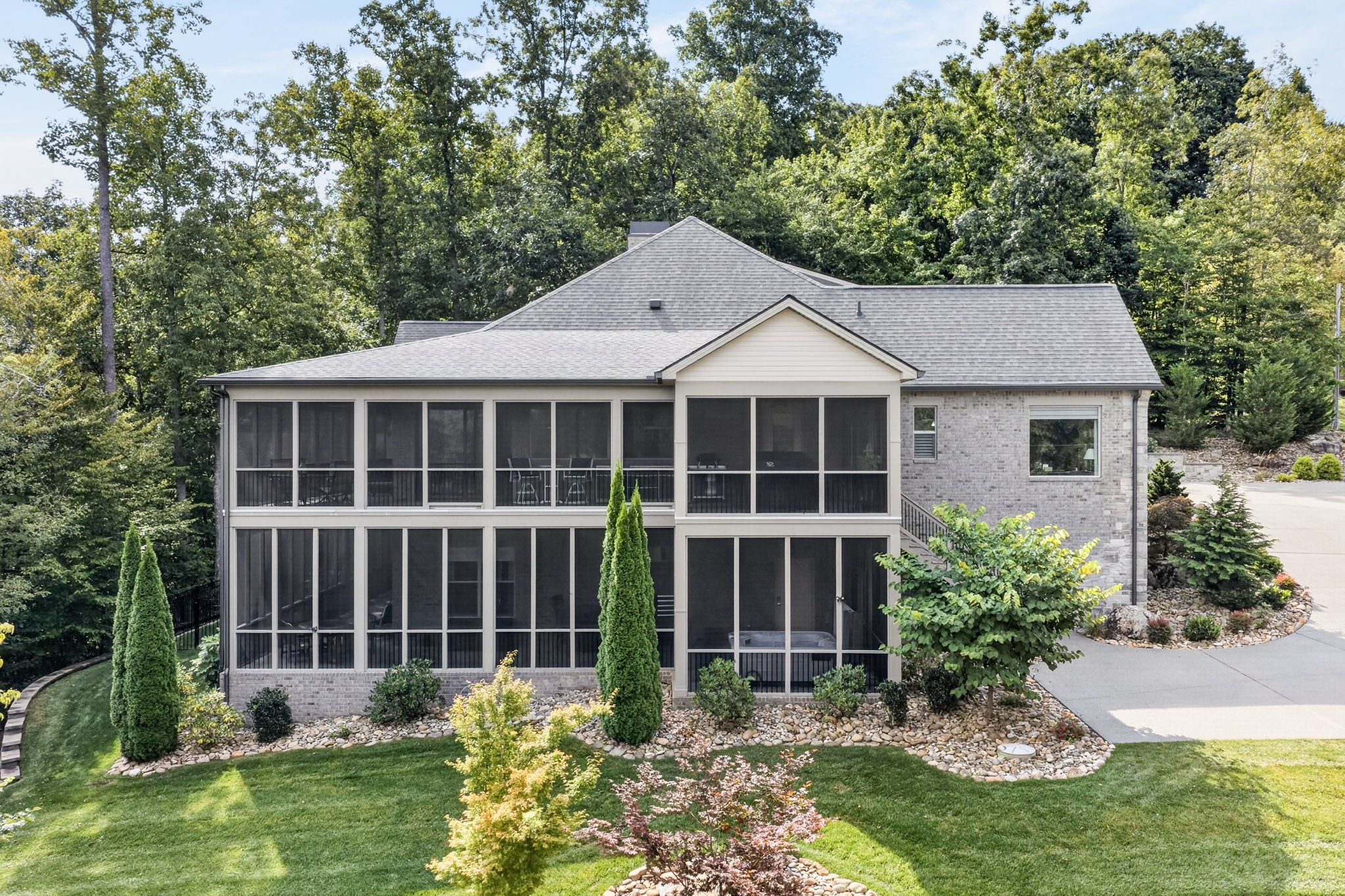 142 Pineridge Loop Property Photo 16