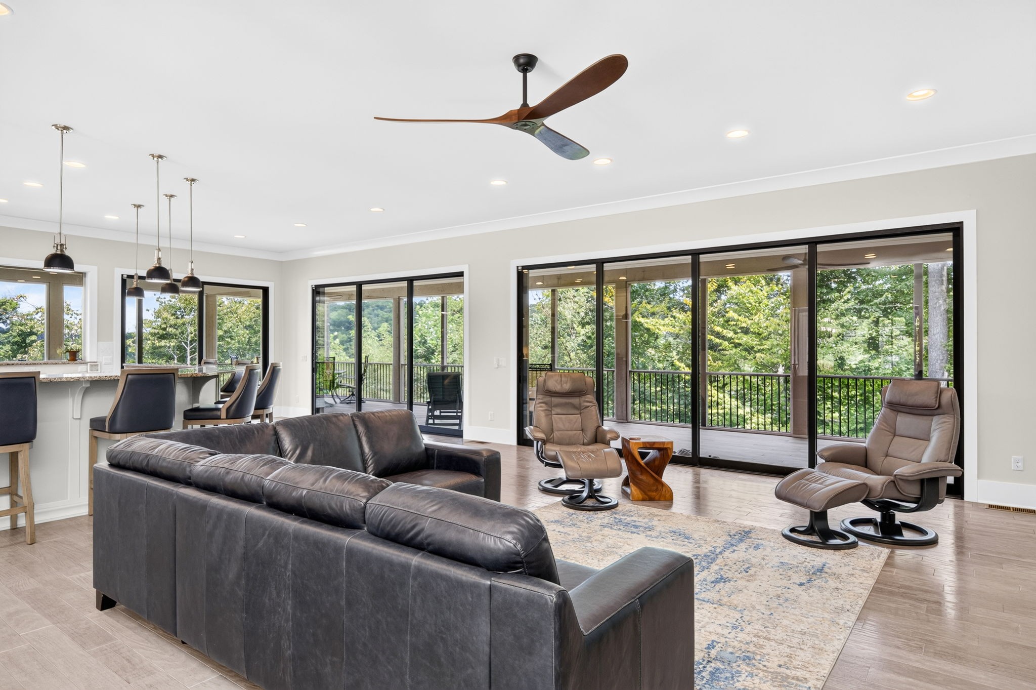 142 Pineridge Loop Property Photo 36