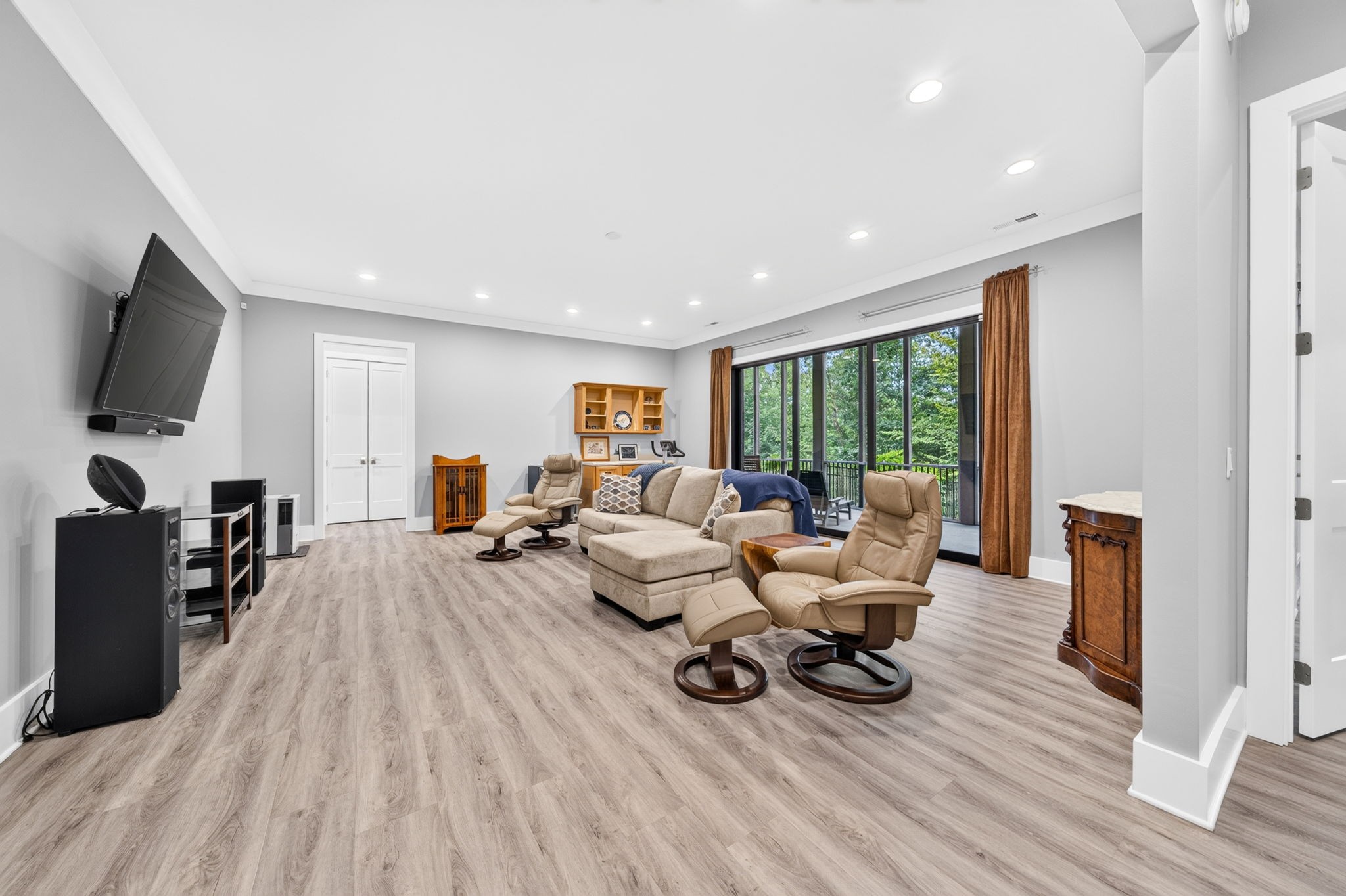 142 Pineridge Loop Property Photo 80