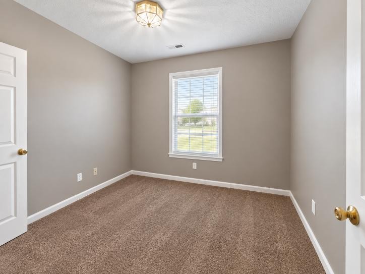 208 Ruf Dr Property Photo 12