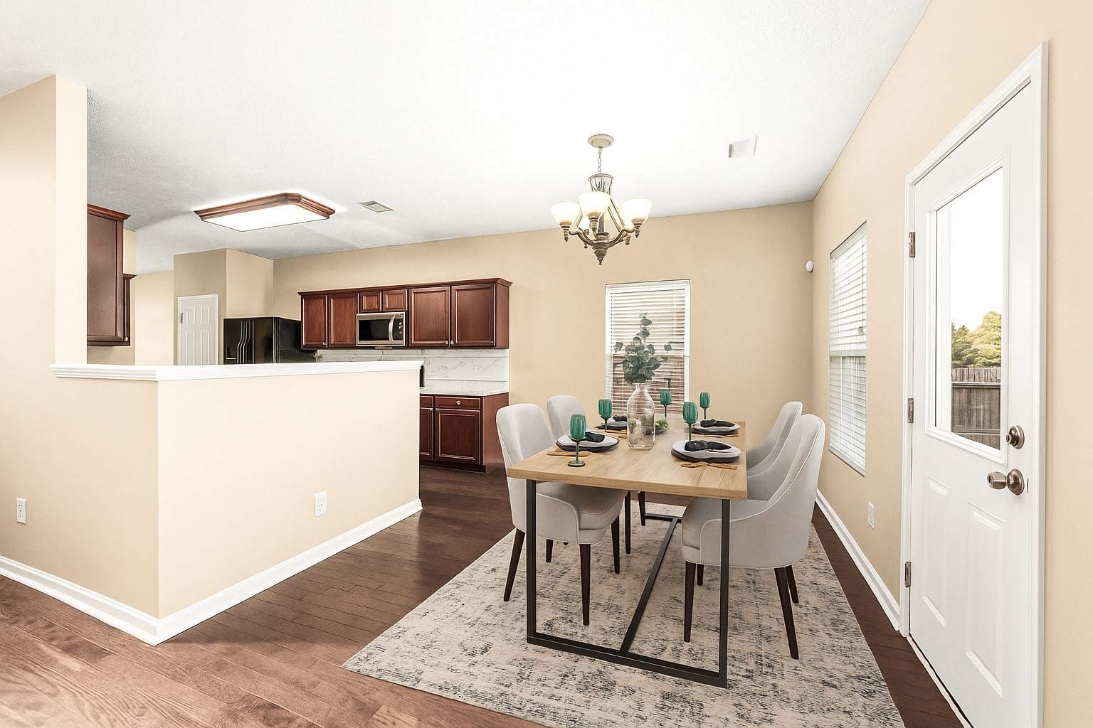 7301 Autumn Crossing Way Property Photo 20