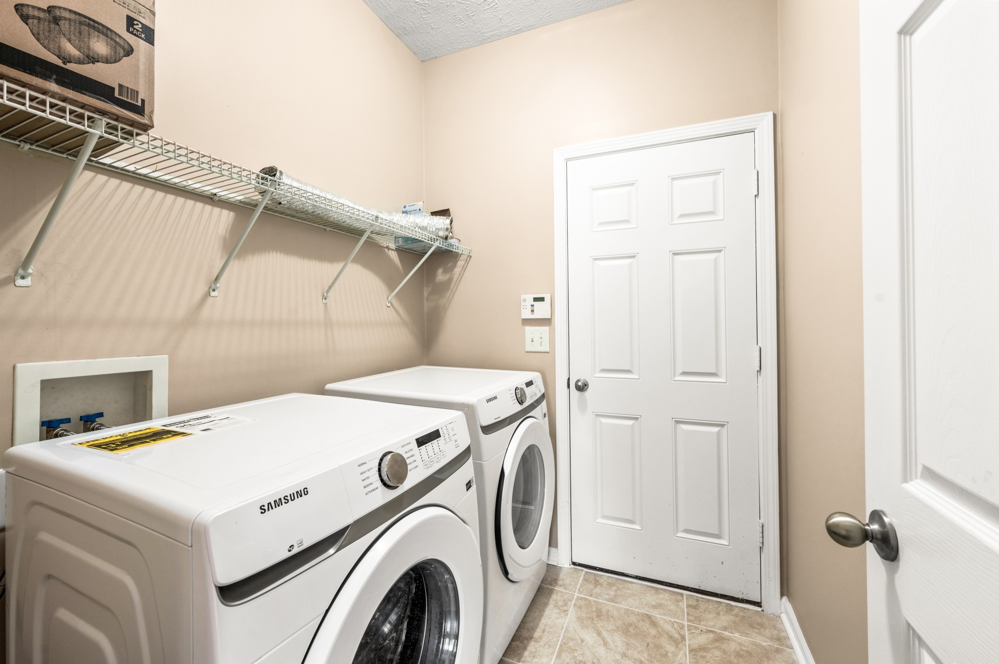 7301 Autumn Crossing Way Property Photo 27