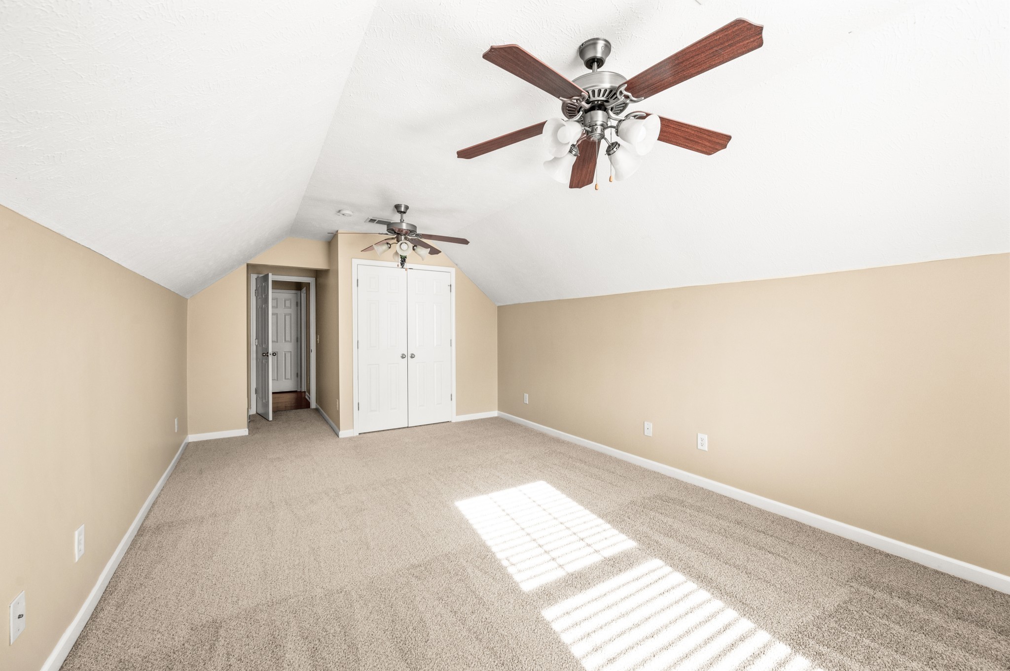 7301 Autumn Crossing Way Property Photo 45