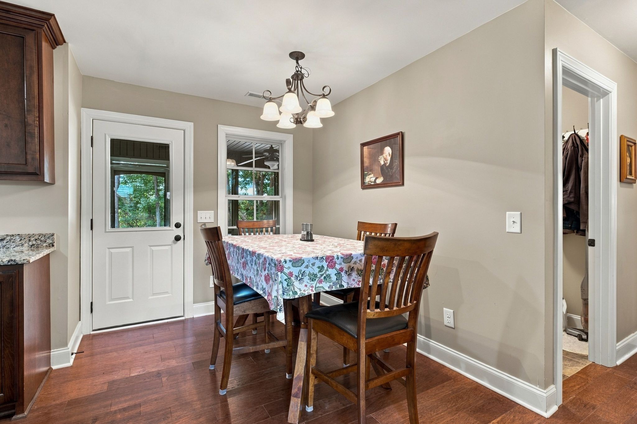 169 Tulip Grove Pt Property Photo 11