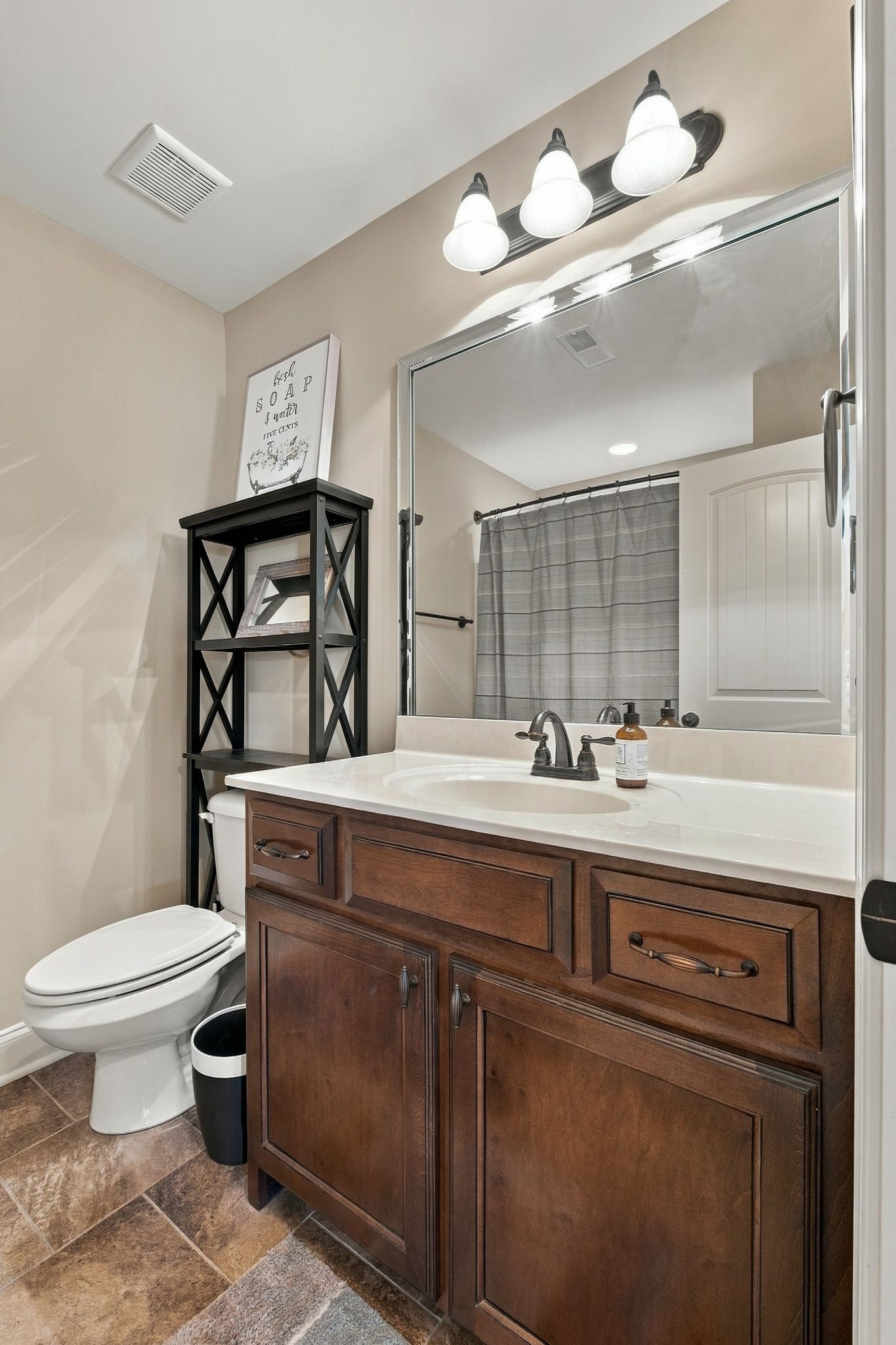 169 Tulip Grove Pt Property Photo 19