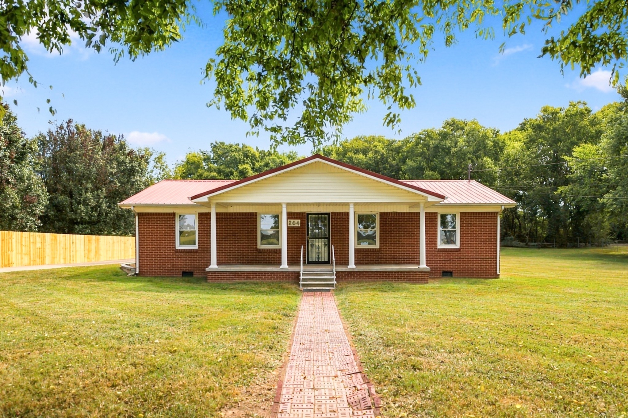 204 Canaan Rd Property Photo 1