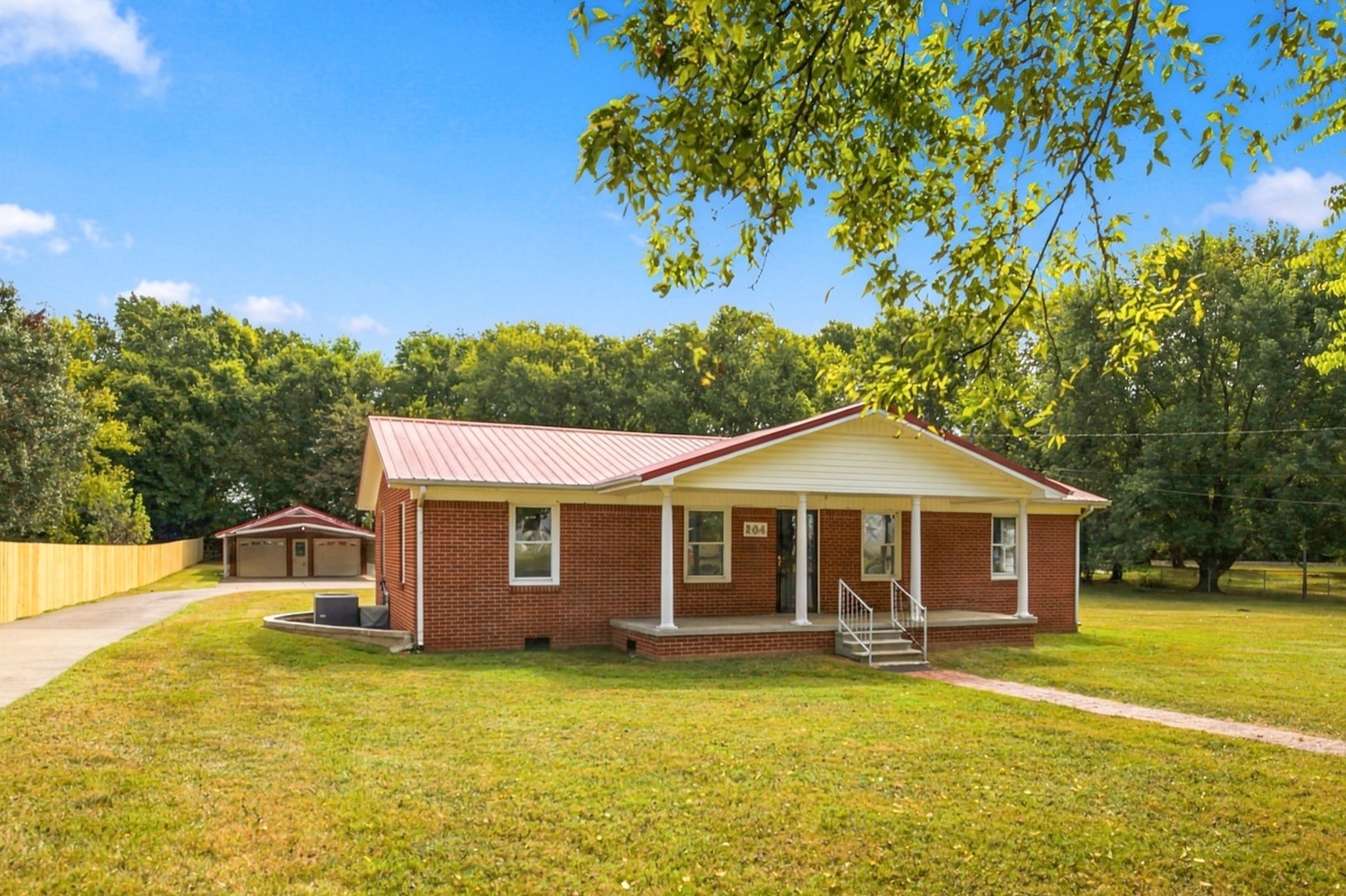 204 Canaan Rd Property Photo 2