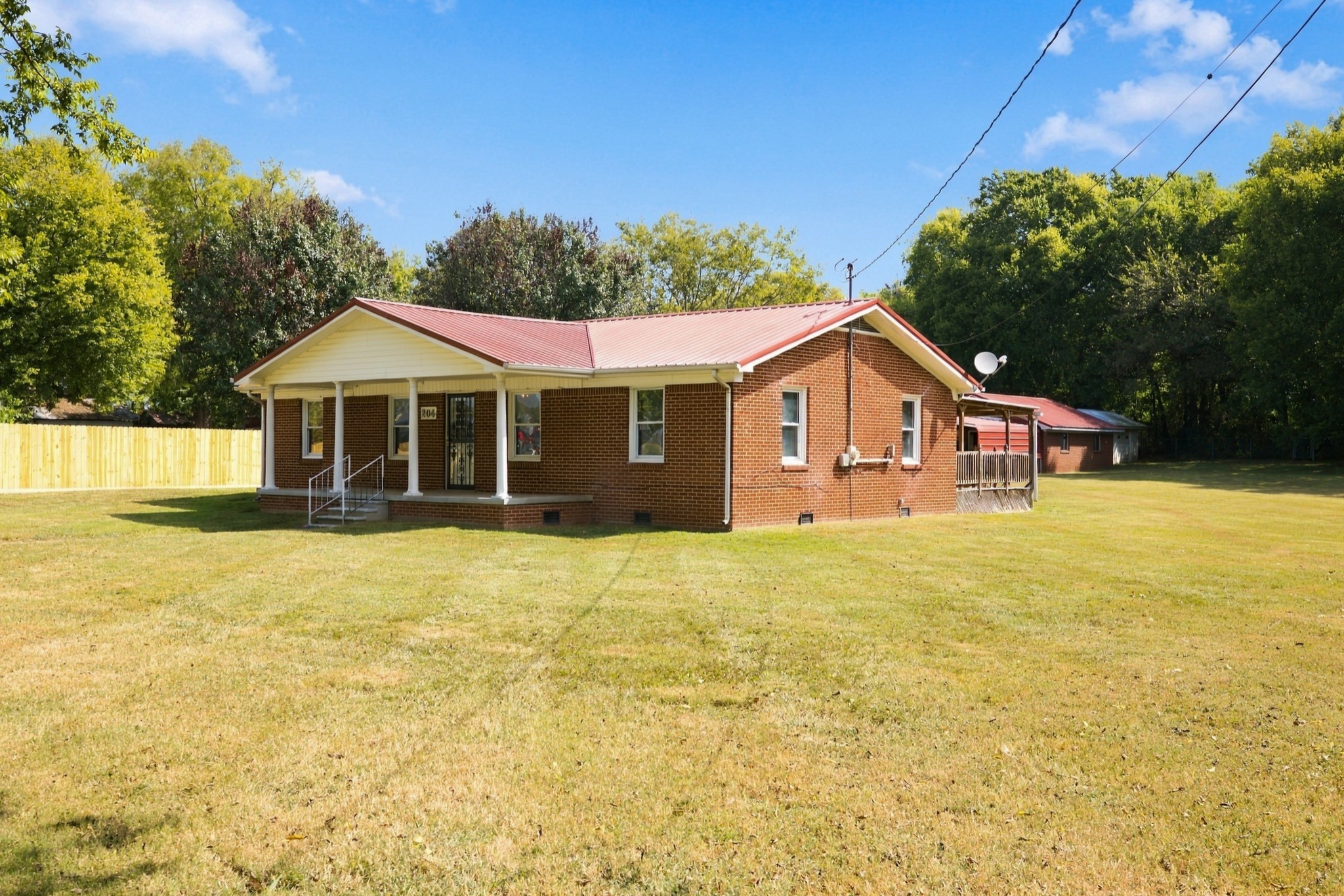 204 Canaan Rd Property Photo 5