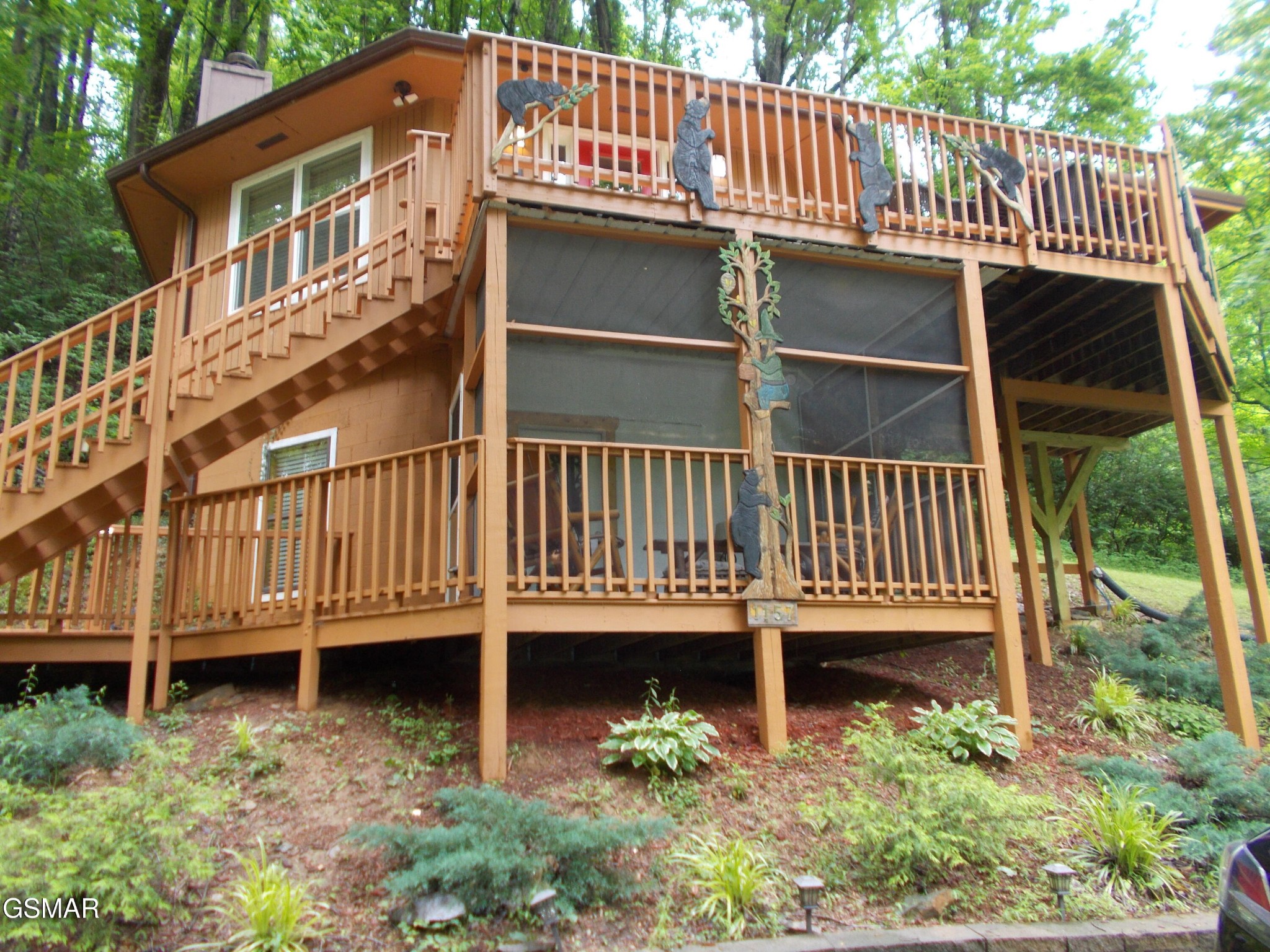 1157 Villa Lane Property Photo 1