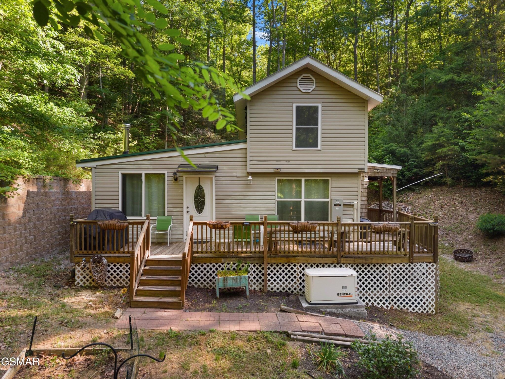 1053 Reagan Springs Rd Property Photo 1