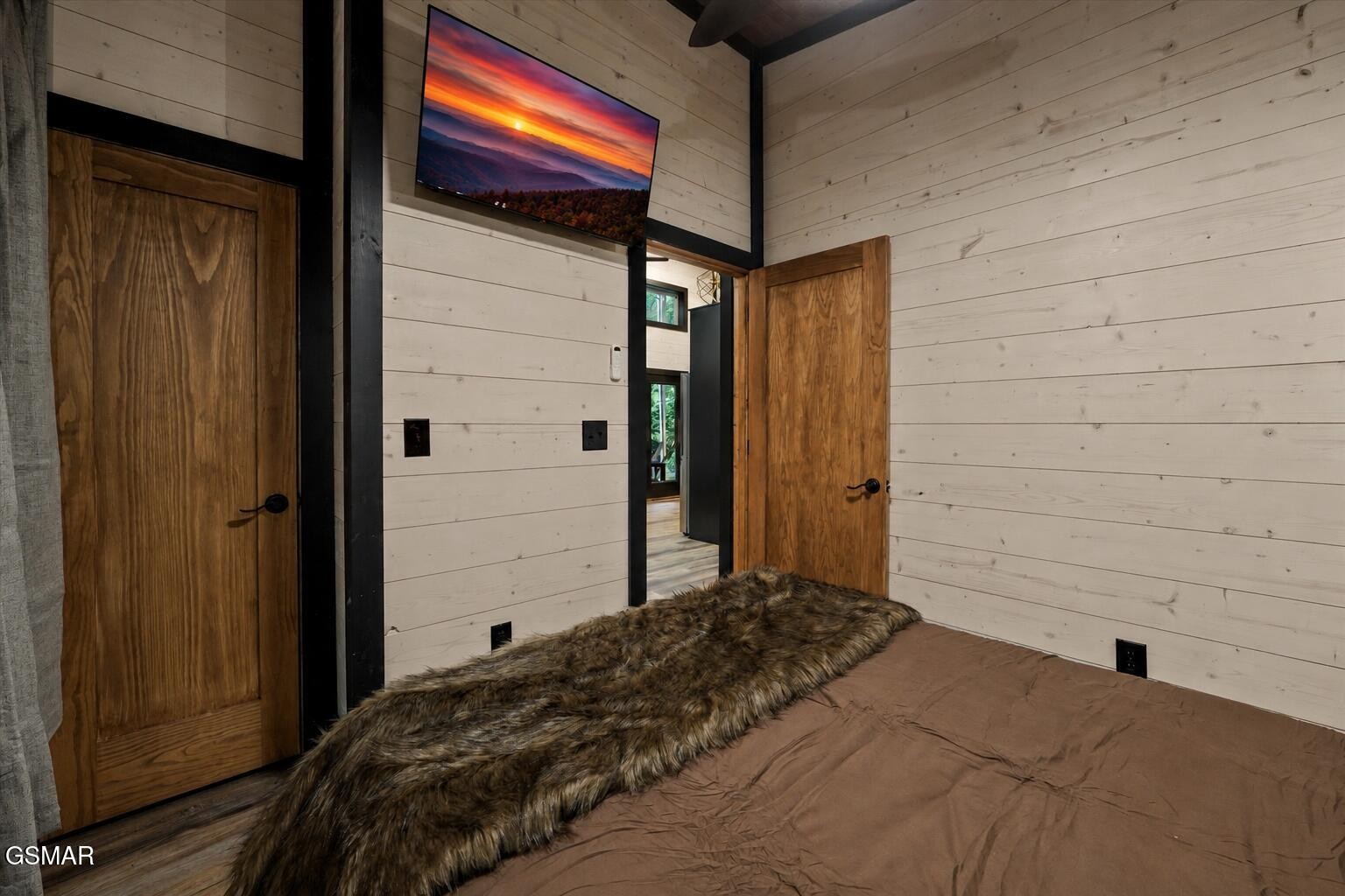 2036 Ridge Road Property Photo 15
