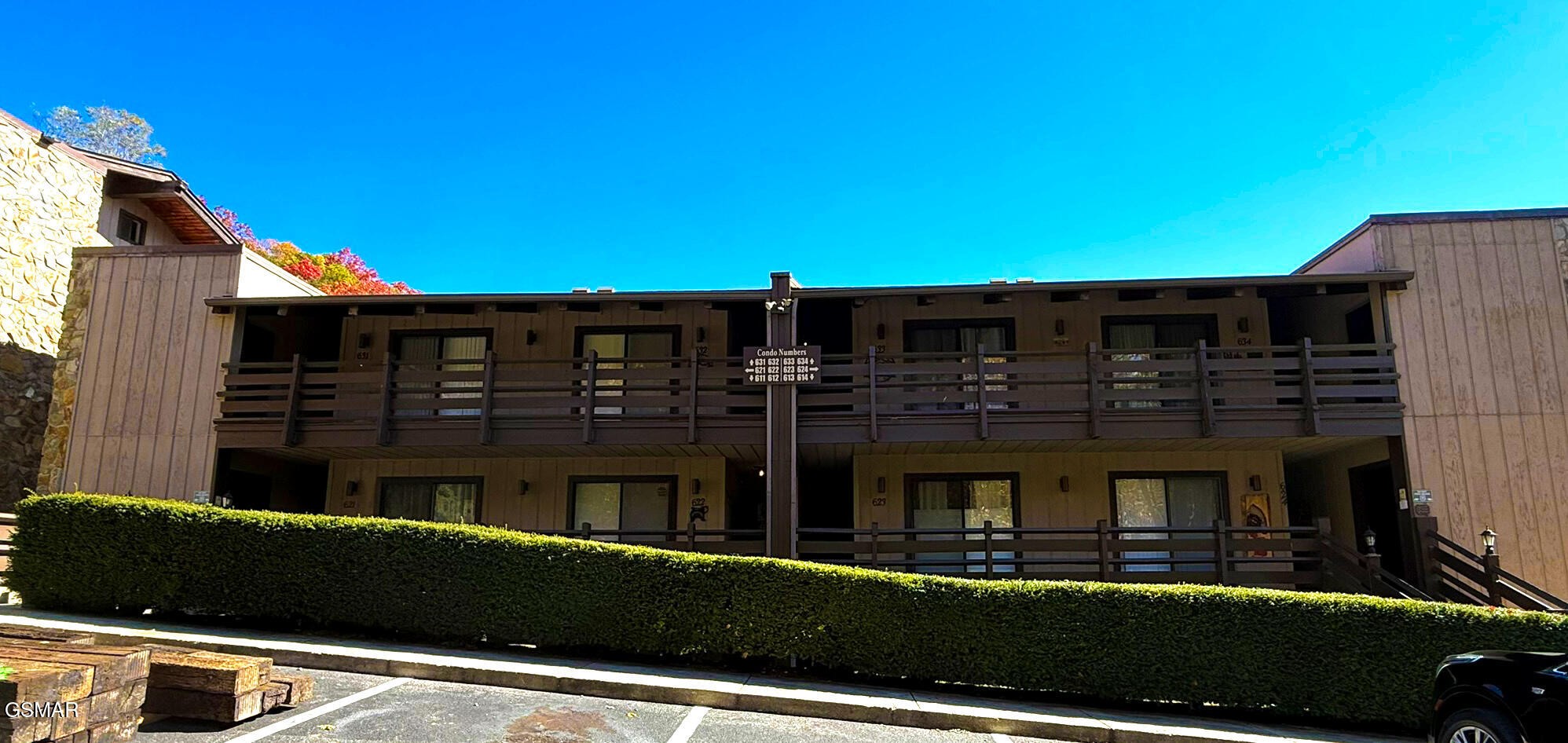 1081 Cove Road Property Photo 1