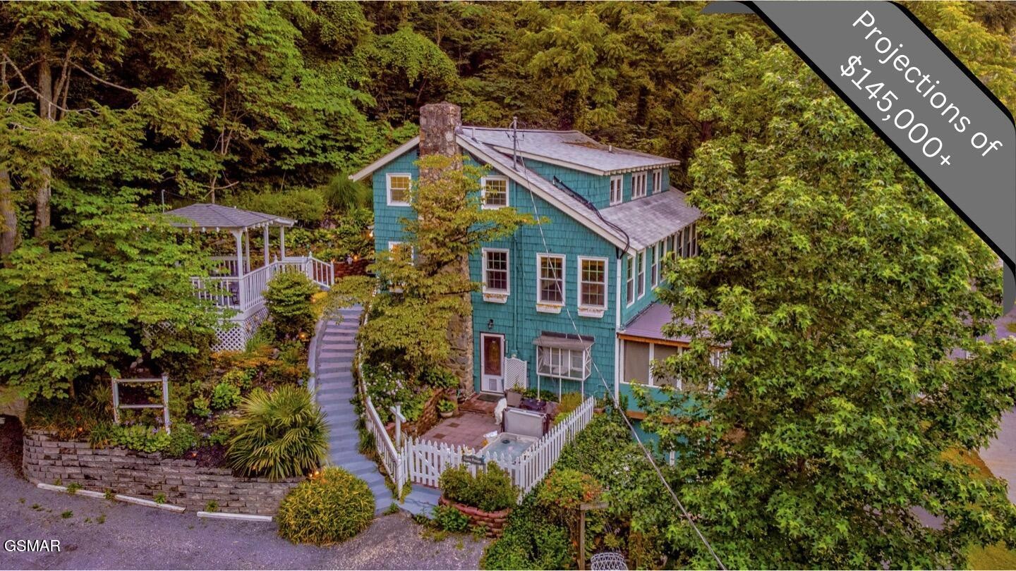 204 Hill Street Property Photo 1