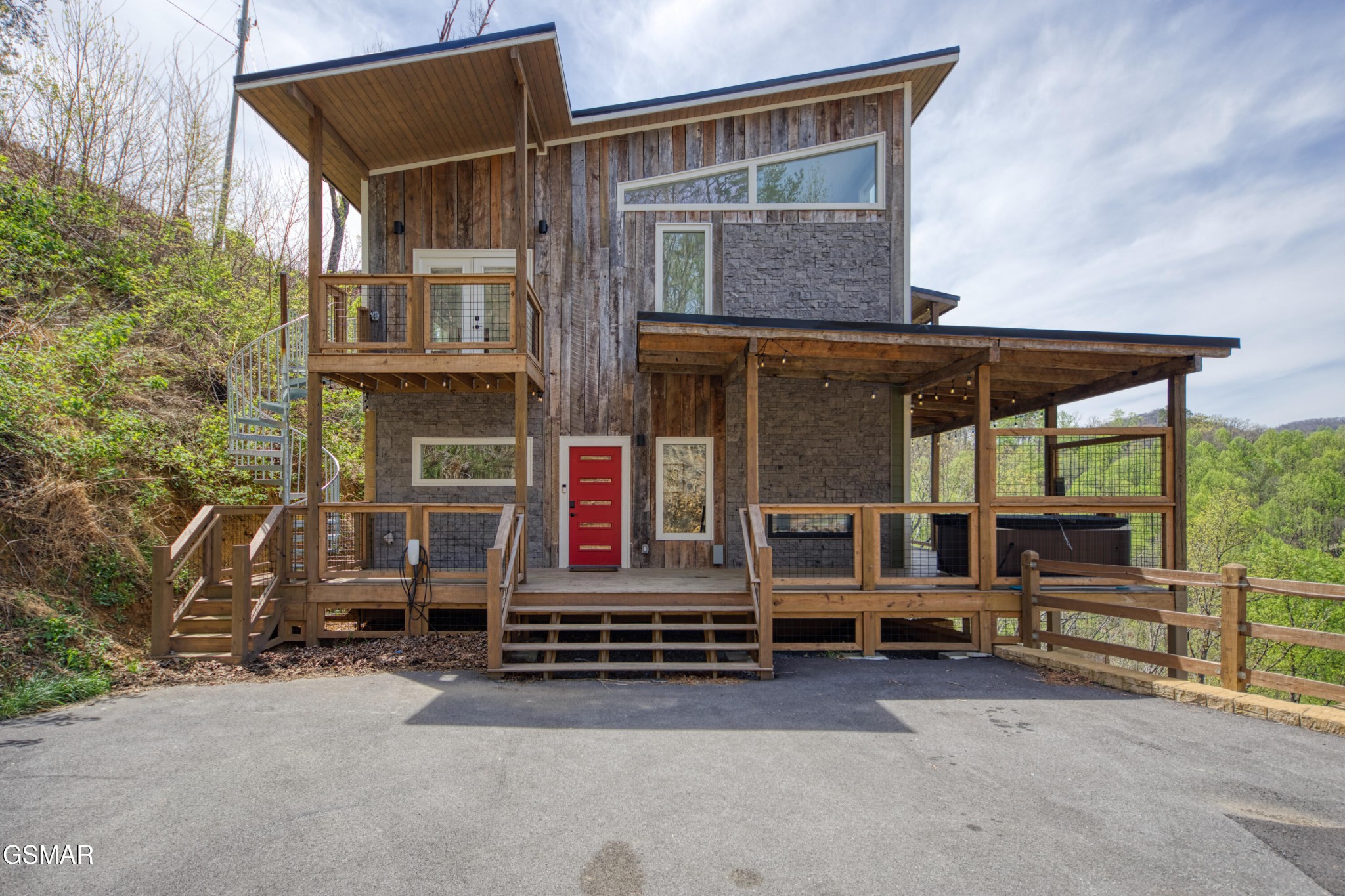 3322 Sugar Maple Loop Road Property Photo 1