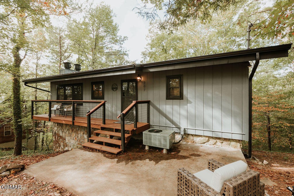 207 Cutter Gap Road Property Photo 1