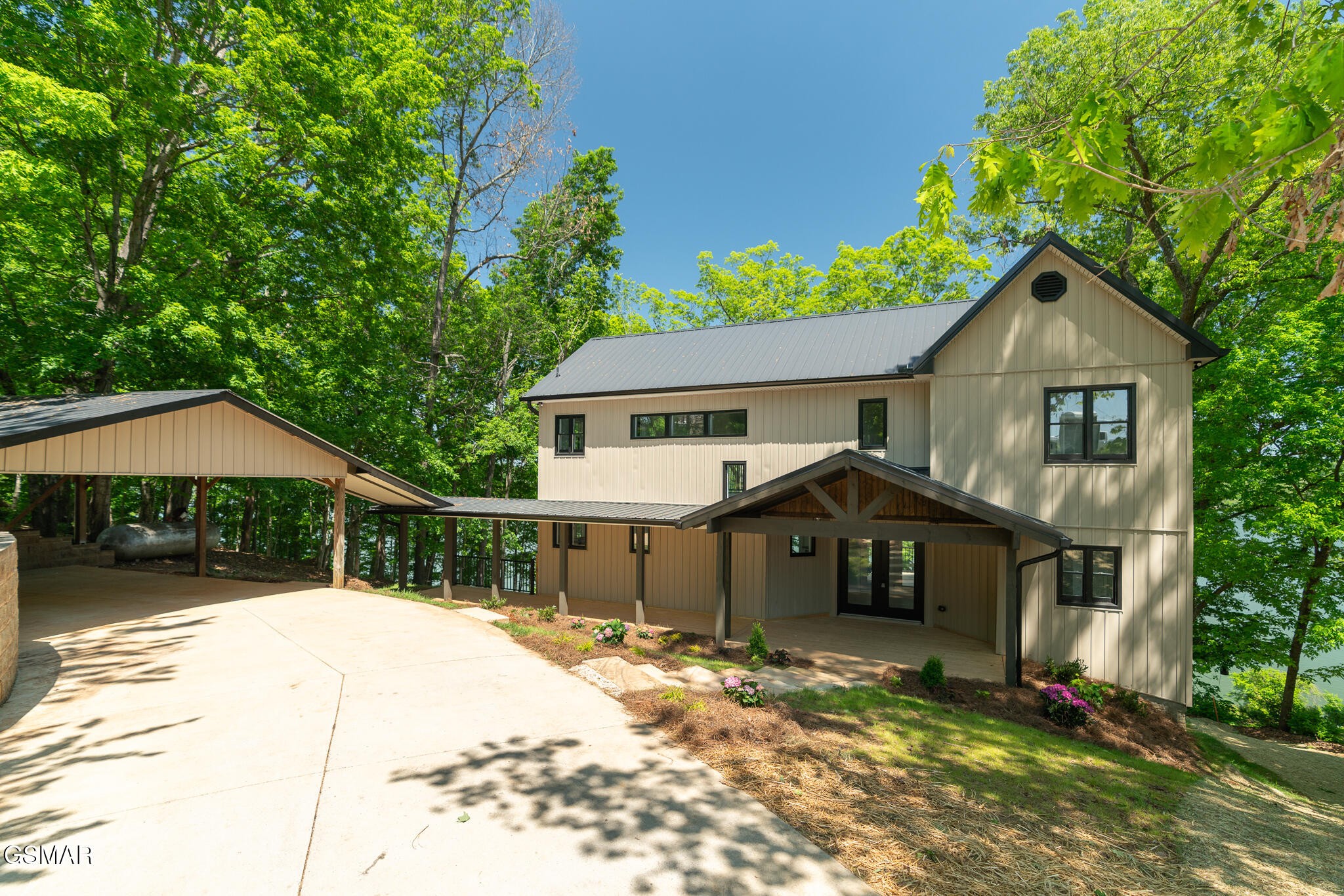 4042 Riverpoint Way Property Photo 1