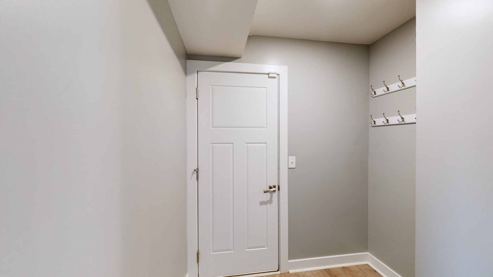 2870 Leatherwood Dr Property Photo 8