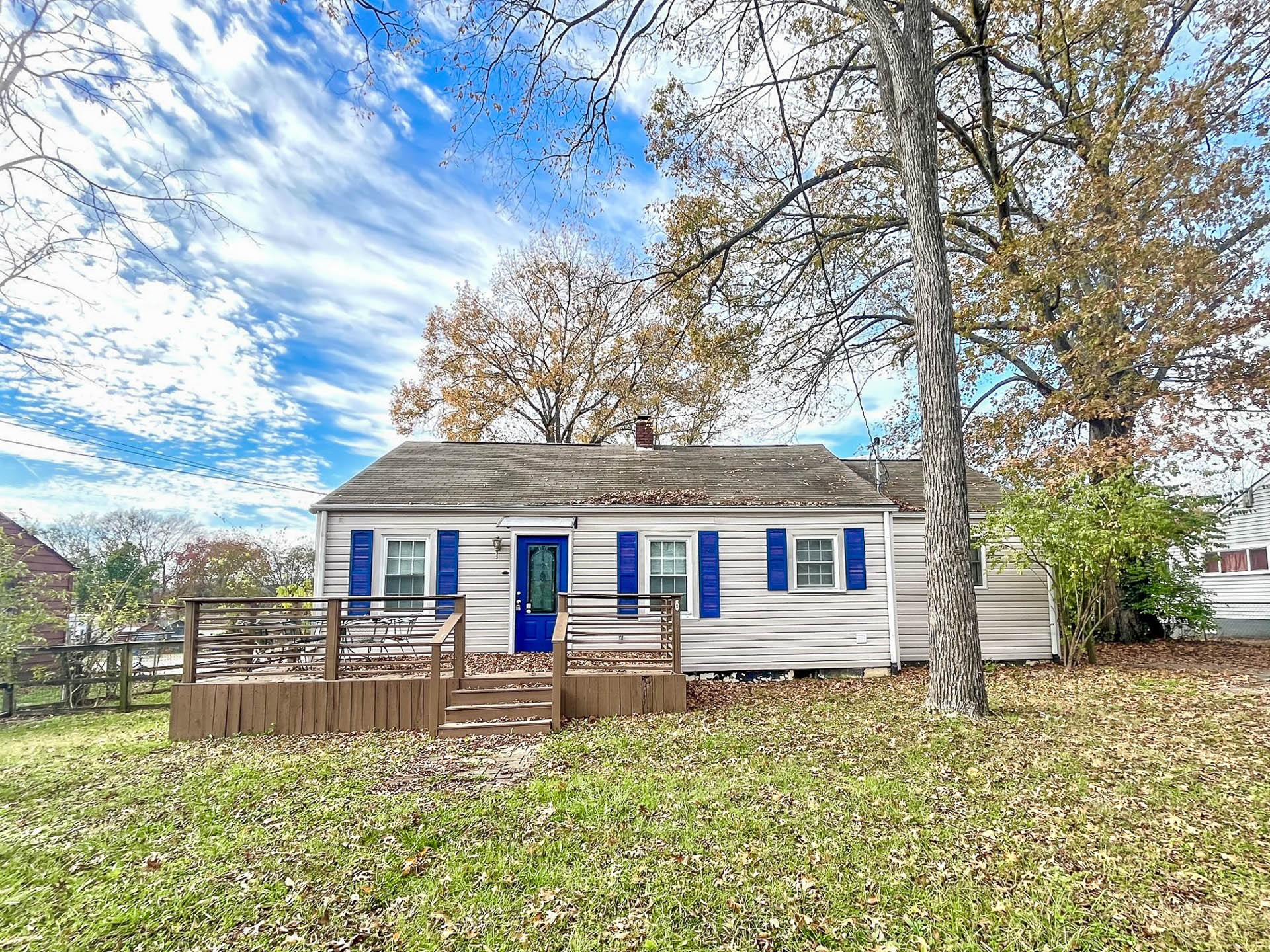 907 Idlewild Dr Property Photo 1