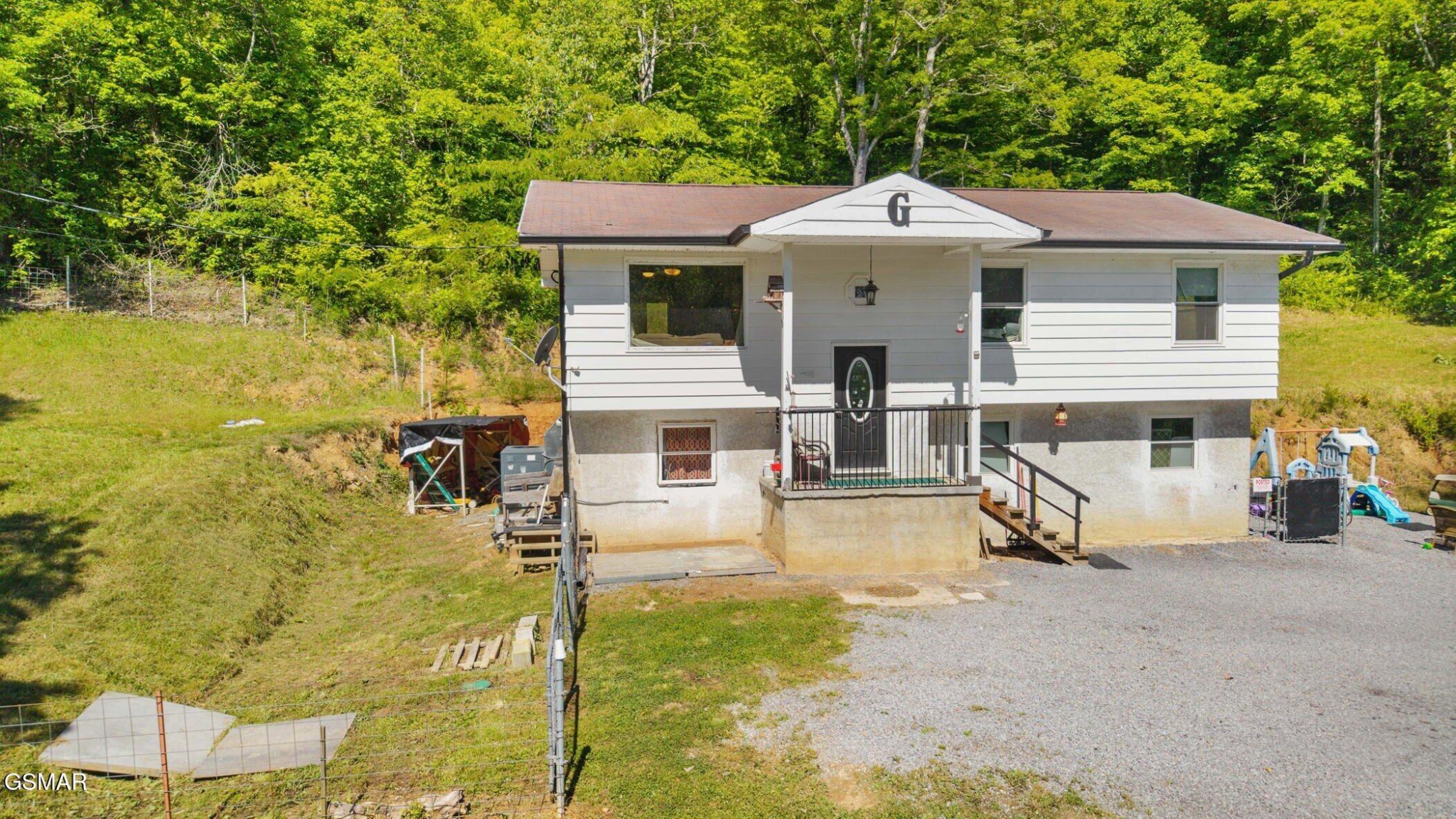 1209 E Bullrun Valley Property Photo 2
