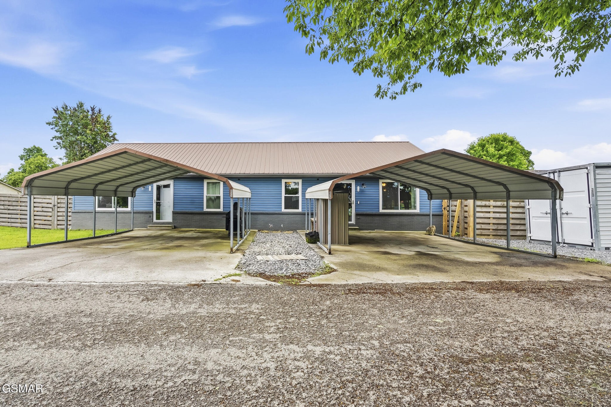 215217 Carr Road Property Photo 1