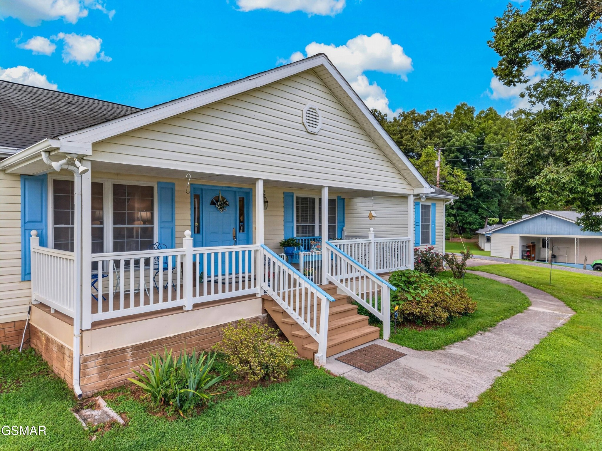 1601 Northern Ridge Property Photo 3