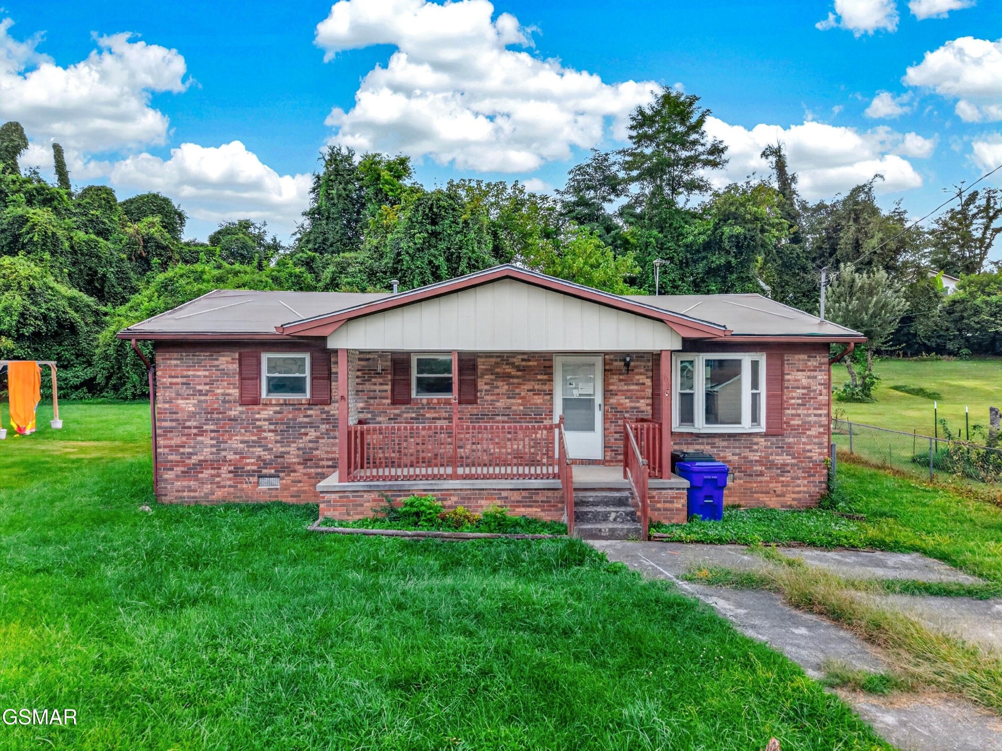 700 Center Street Property Photo 1