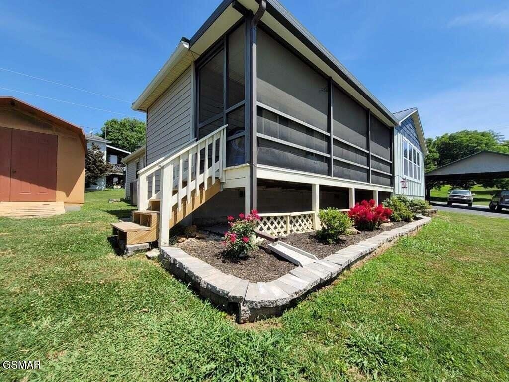3310 Winston Street Property Photo 6