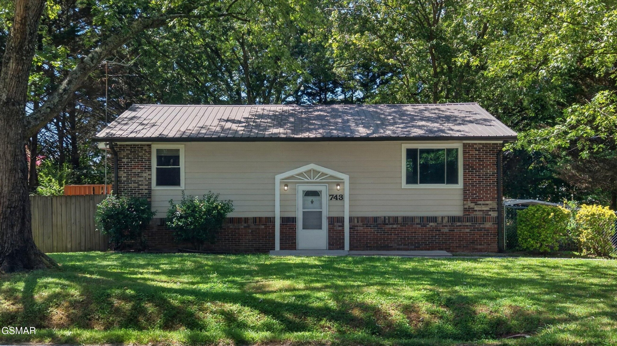 743 Jaybird Road Property Photo 1