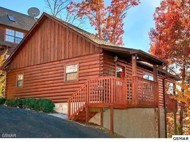 1540 Bears Den Way Property Photo 1