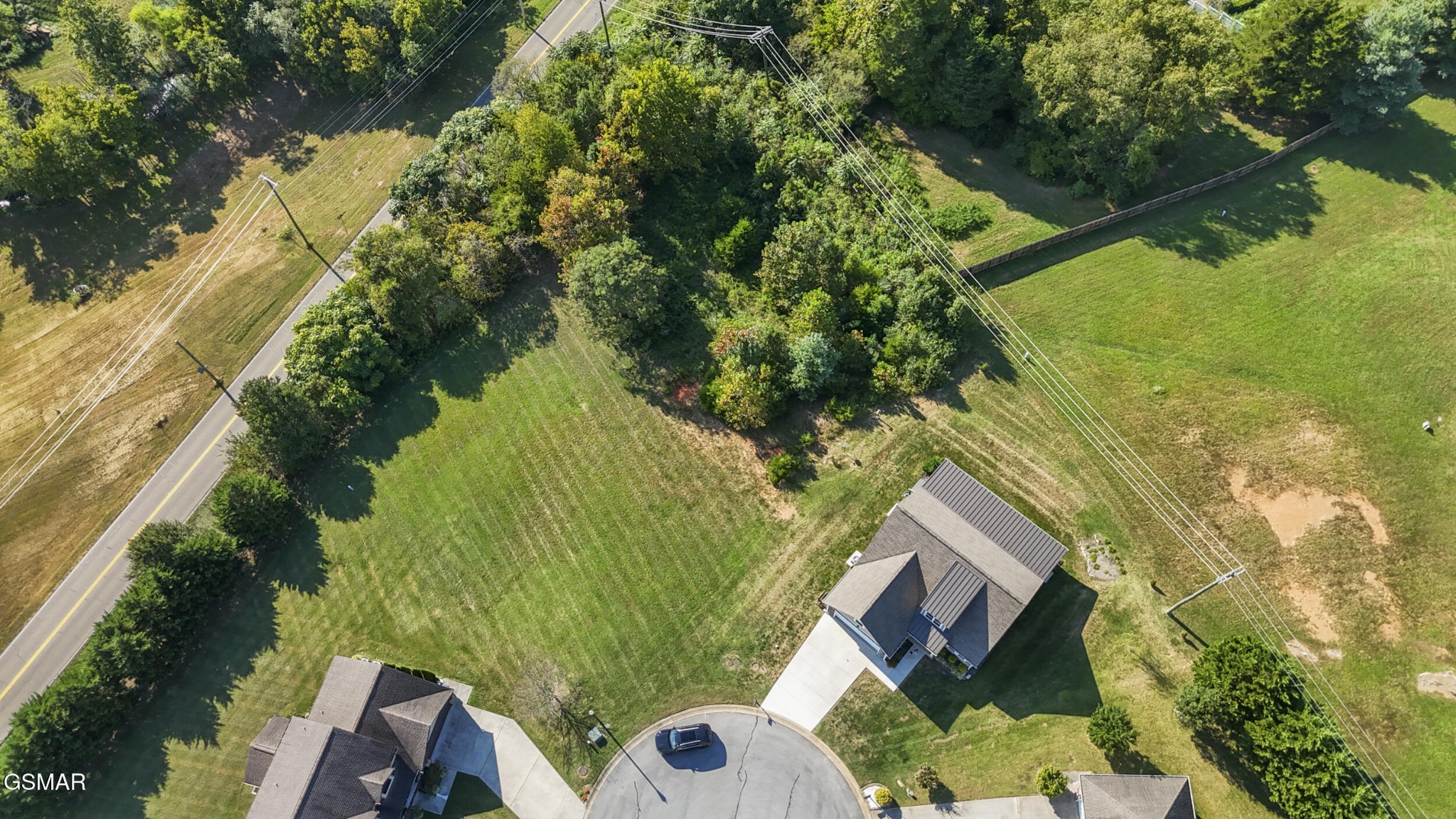 2212 Cristopher Court Property Photo 3