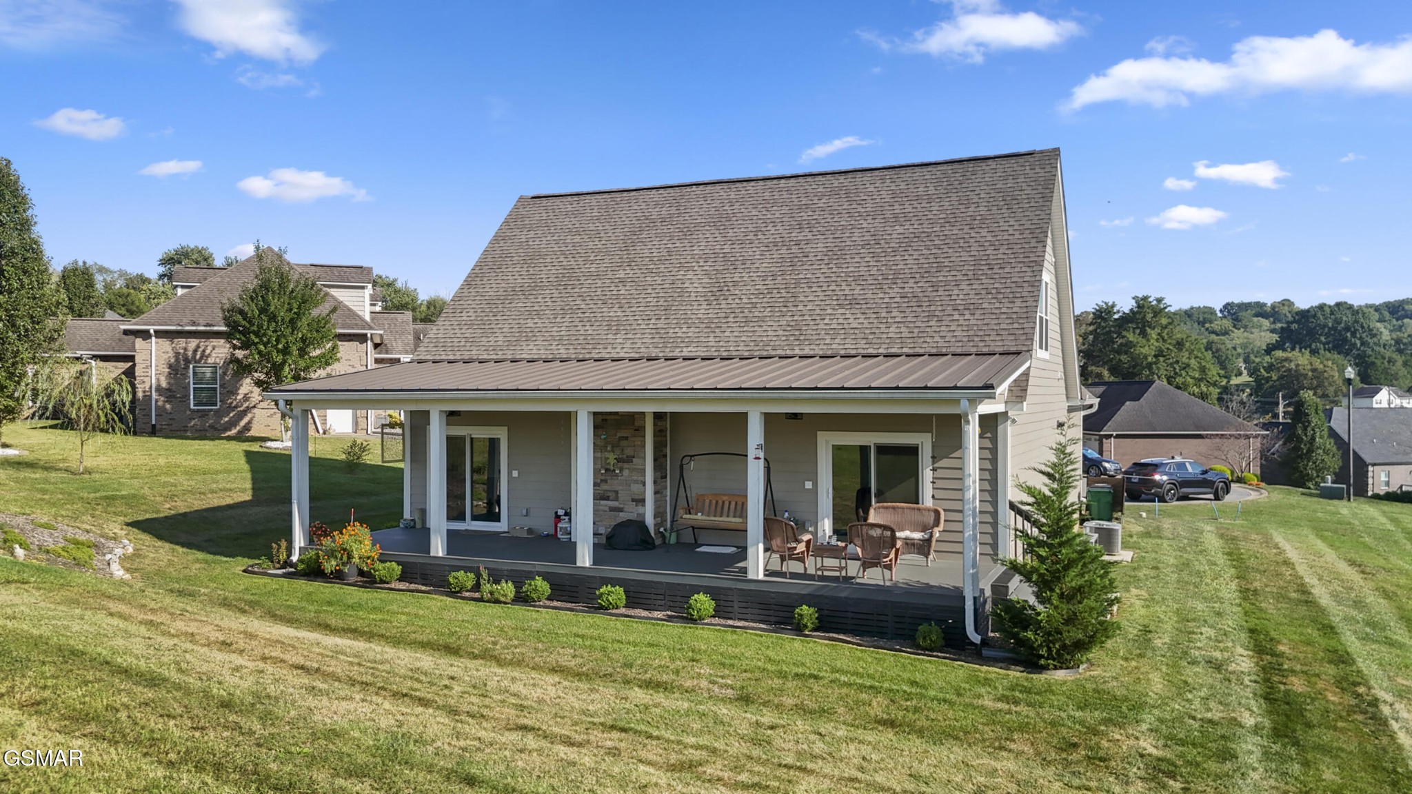 2212 Cristopher Court Property Photo 6