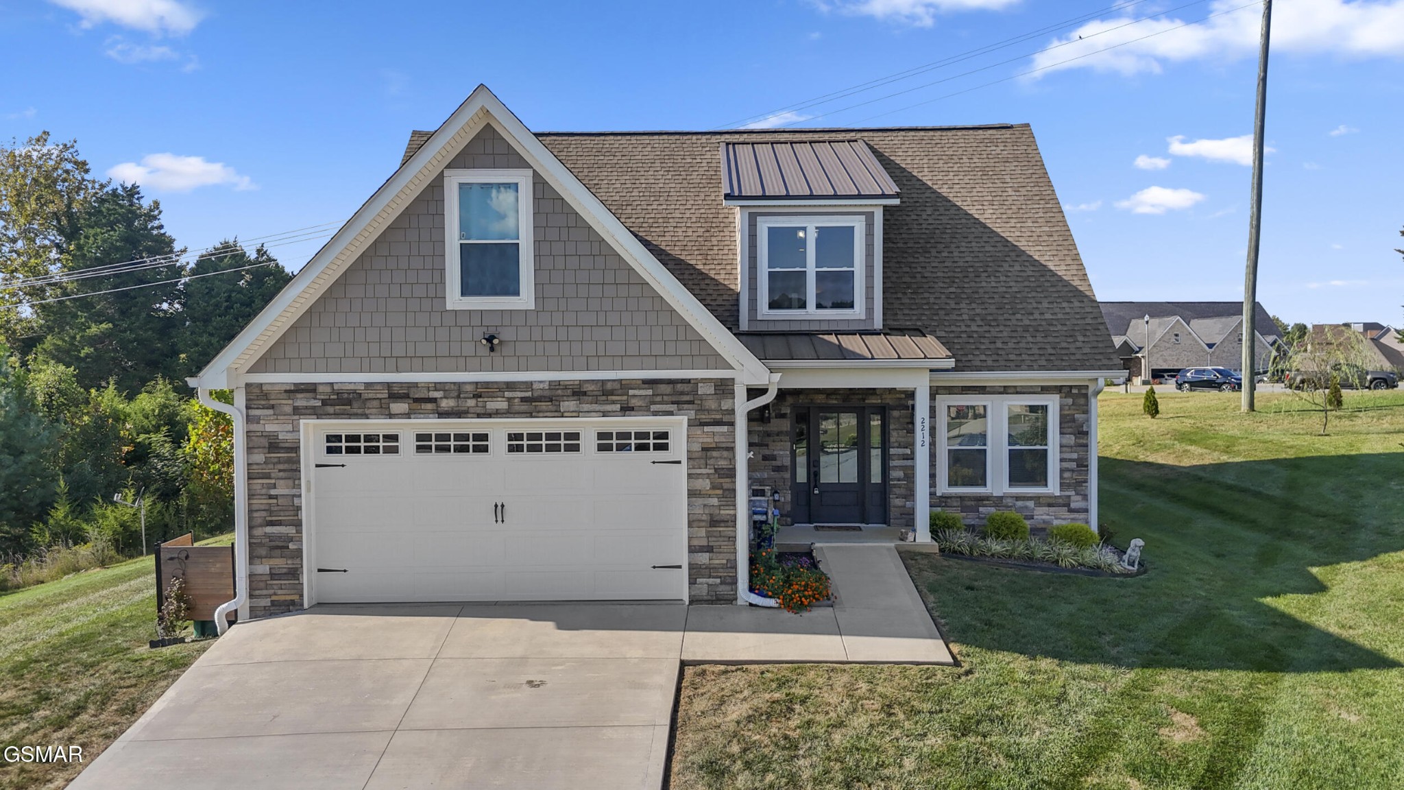 2212 Cristopher Court Property Photo 8