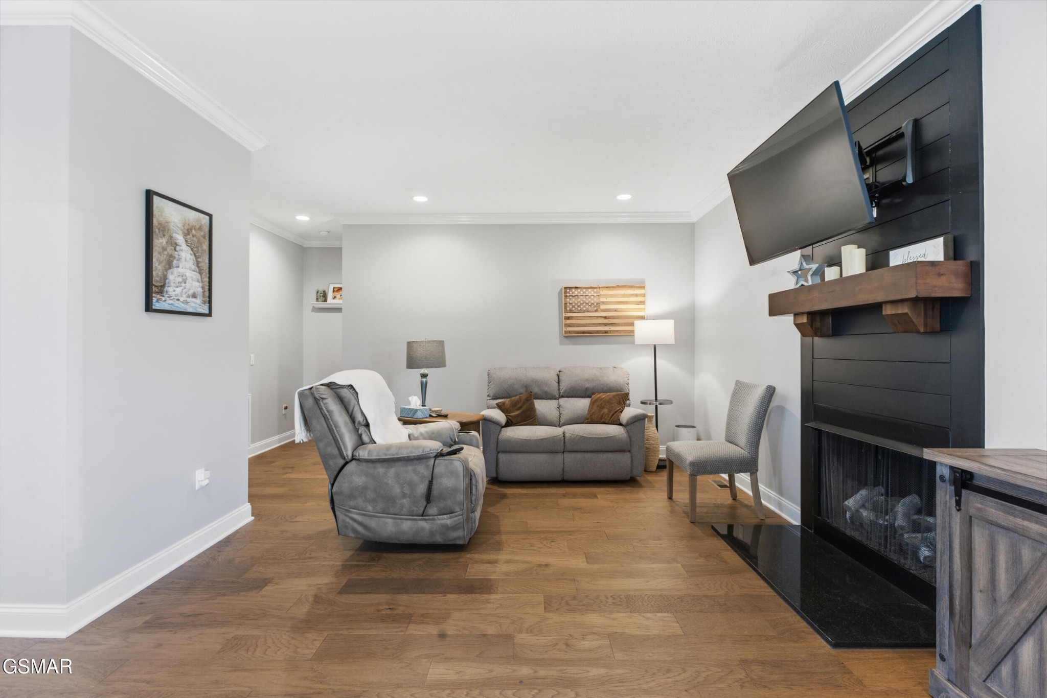 2212 Cristopher Court Property Photo 17