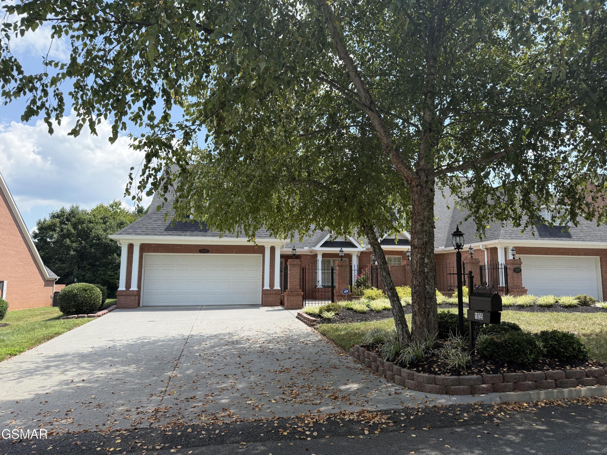 1035 Fine Glen Drive Property Photo 1