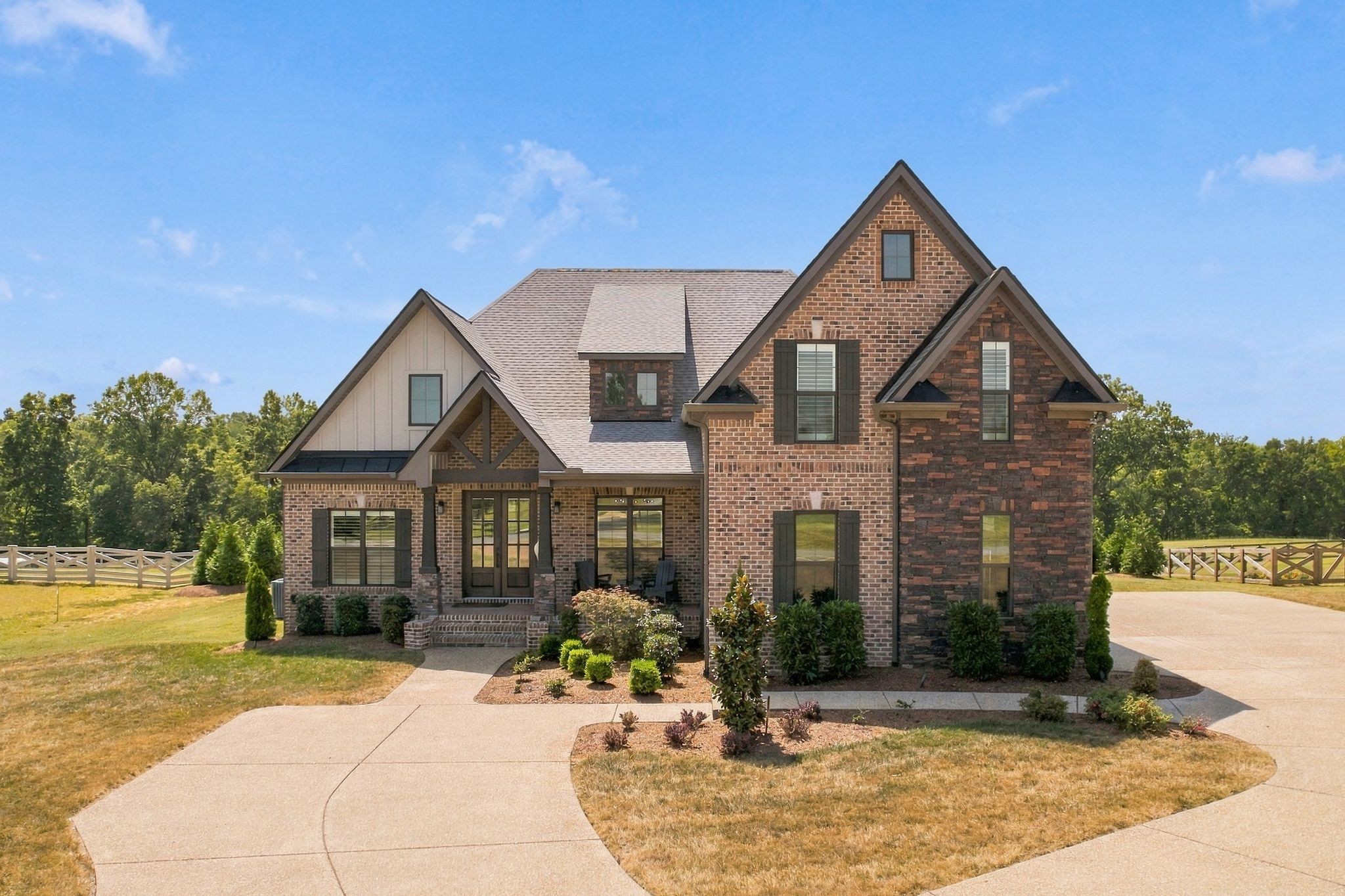 3303 Saundersville Ferry Rd