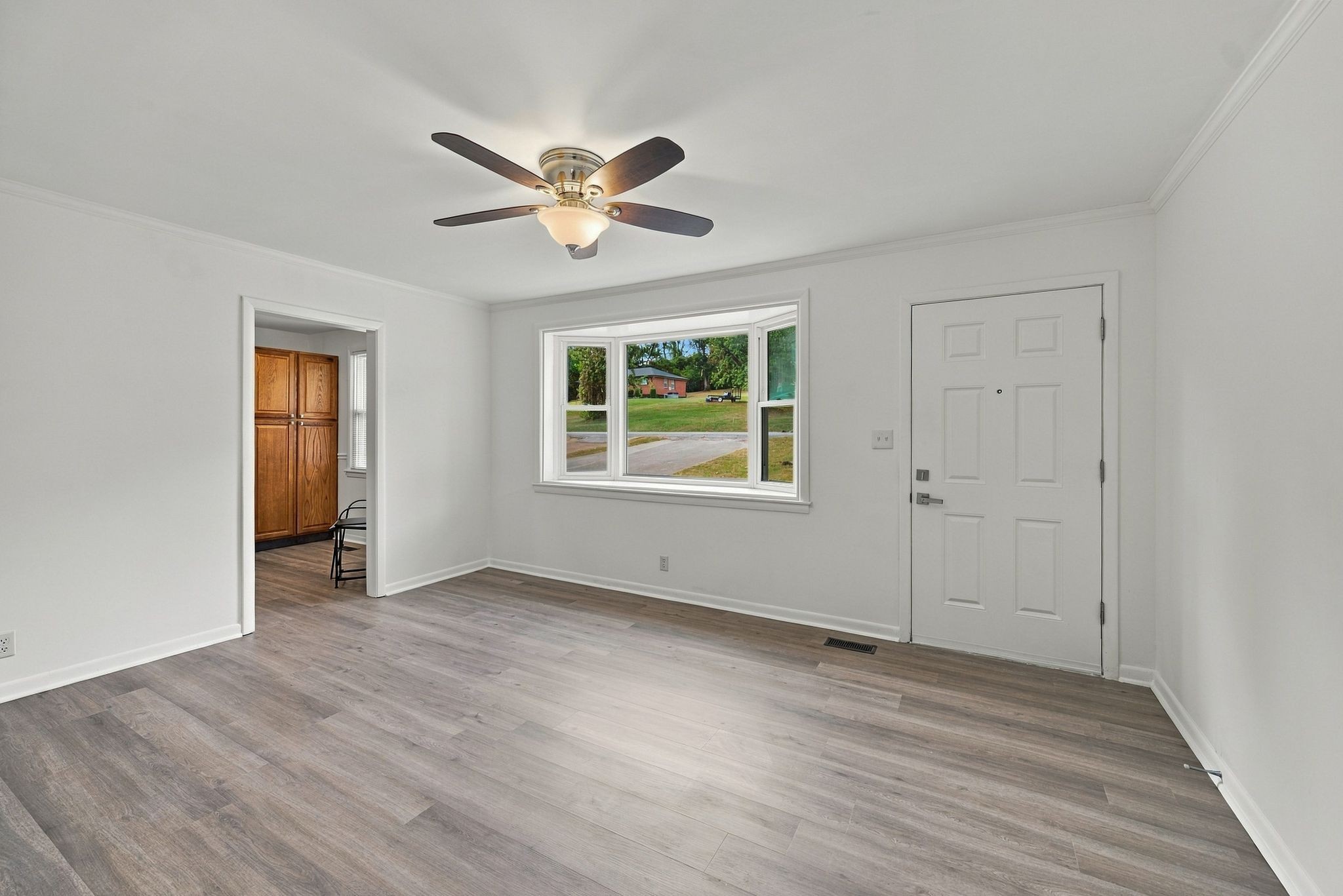 2206 Courtney Ave Property Photo 5