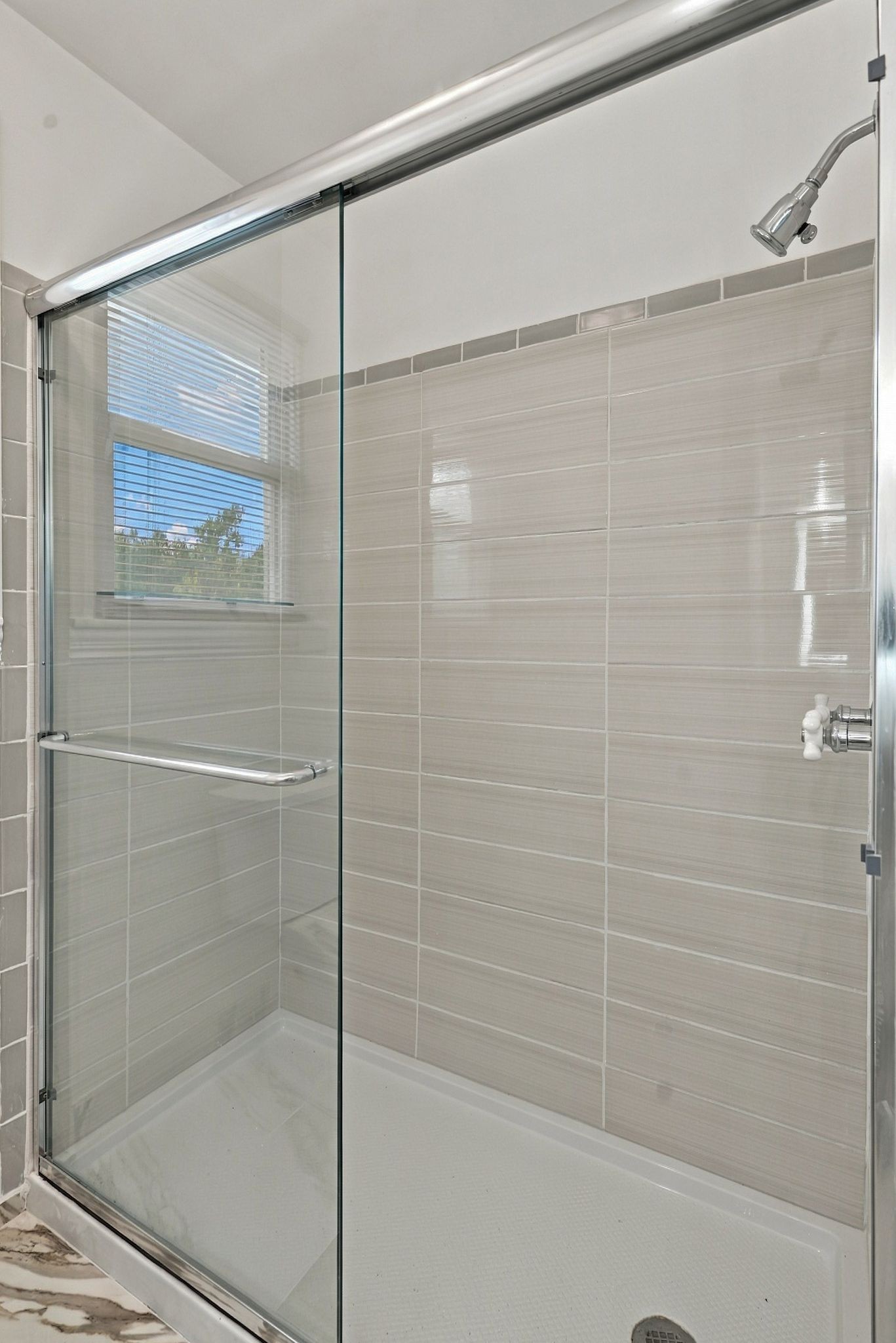 2206 Courtney Ave Property Photo 17