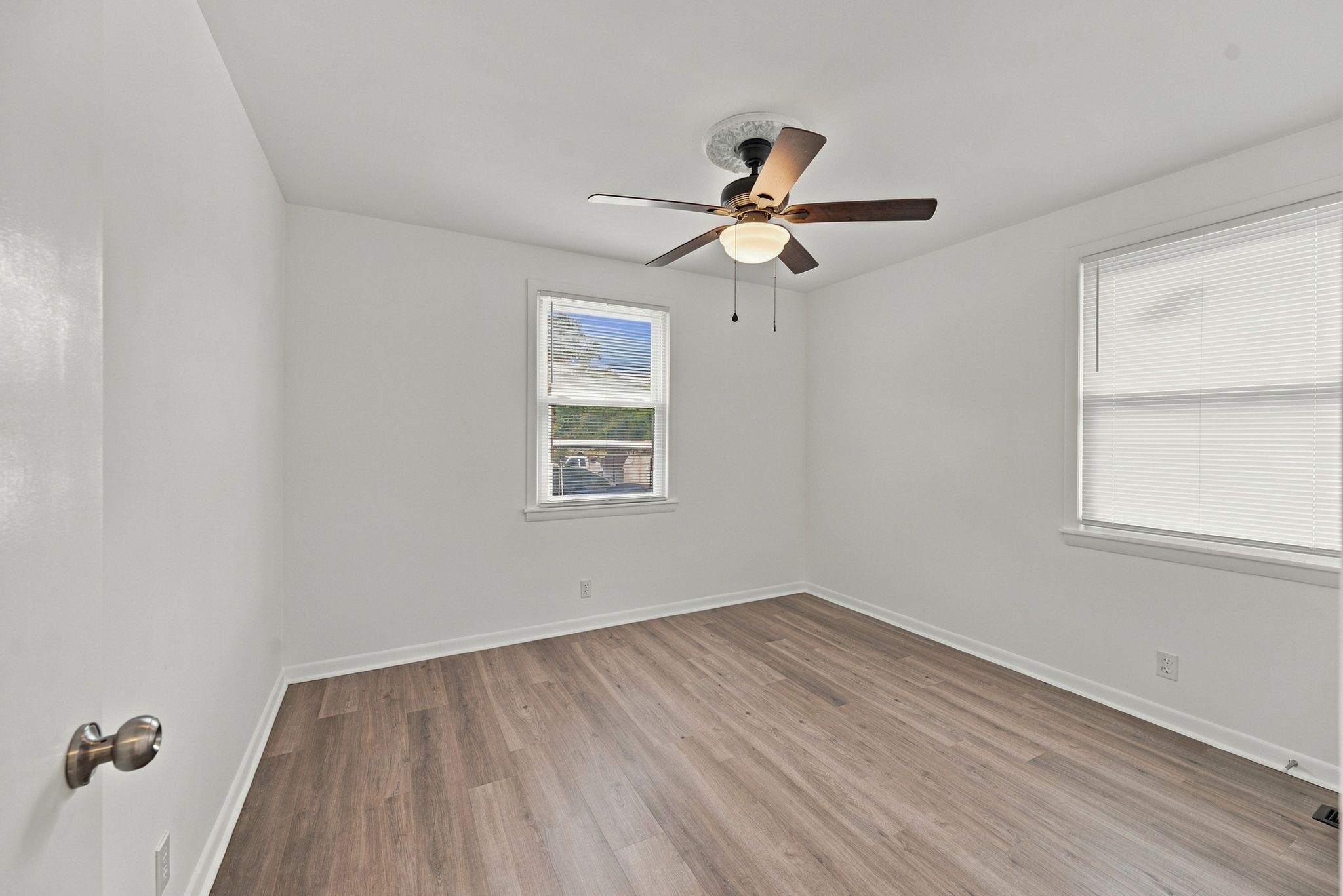 2206 Courtney Ave Property Photo 20