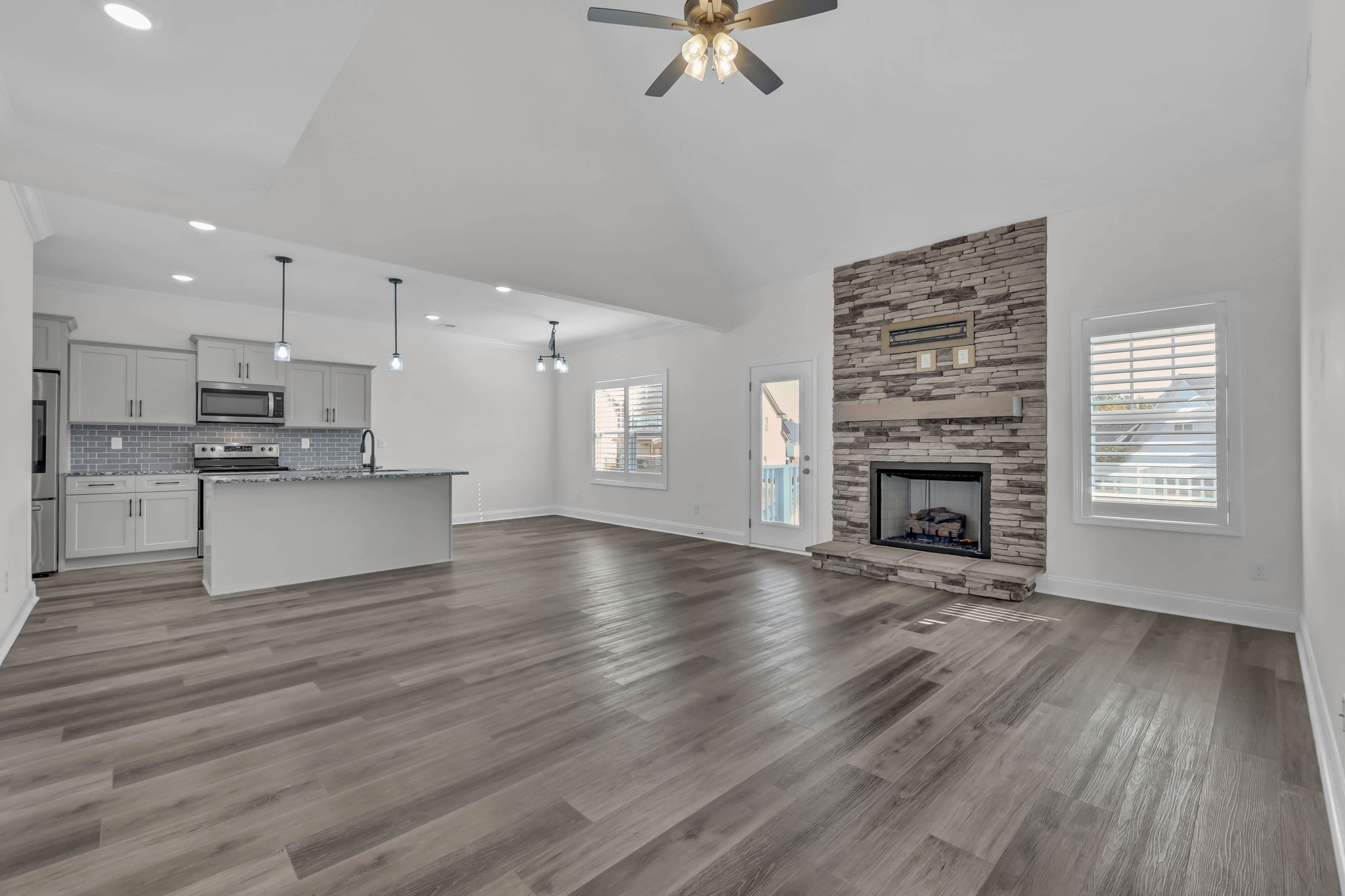577 Dexter Dr Property Photo 19