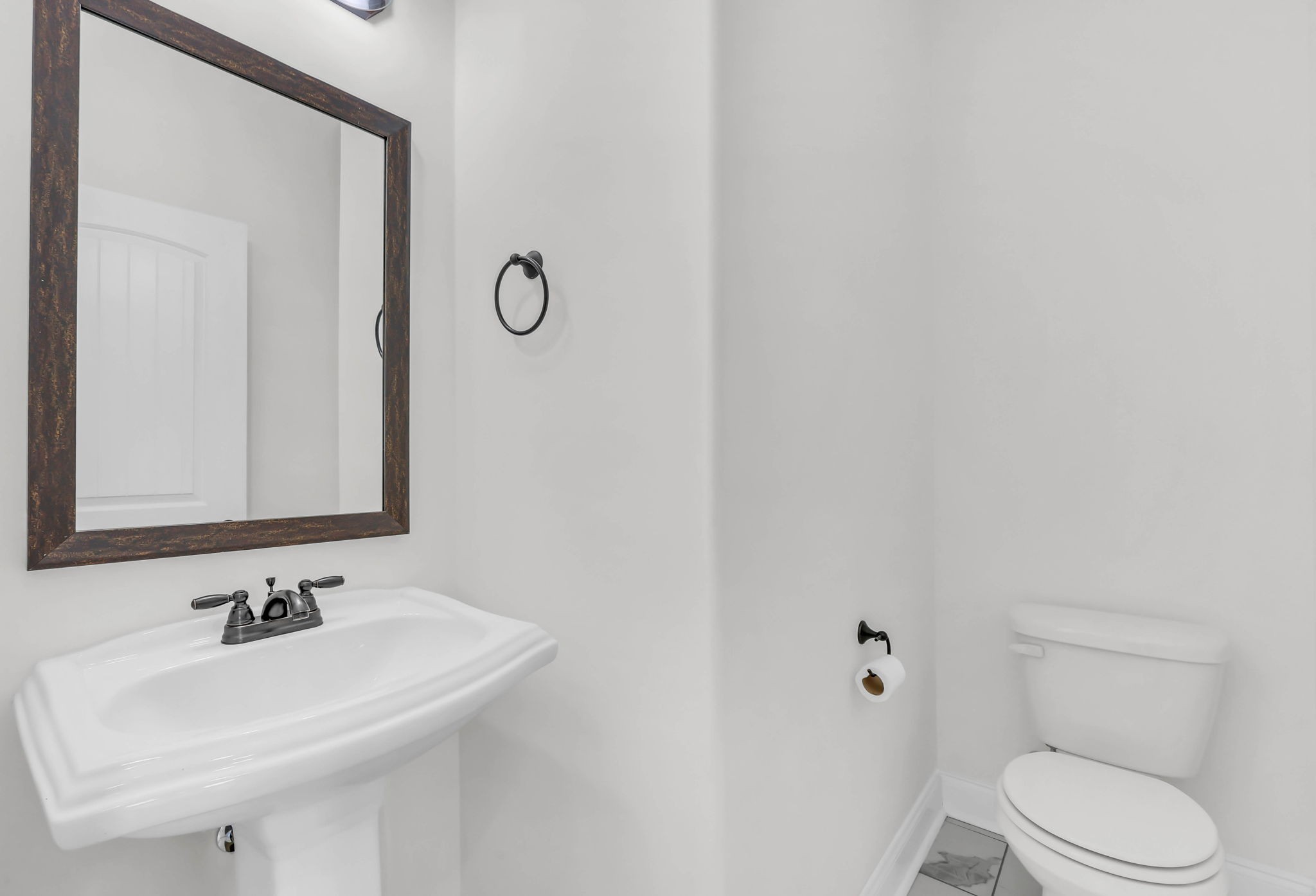 577 Dexter Dr Property Photo 22