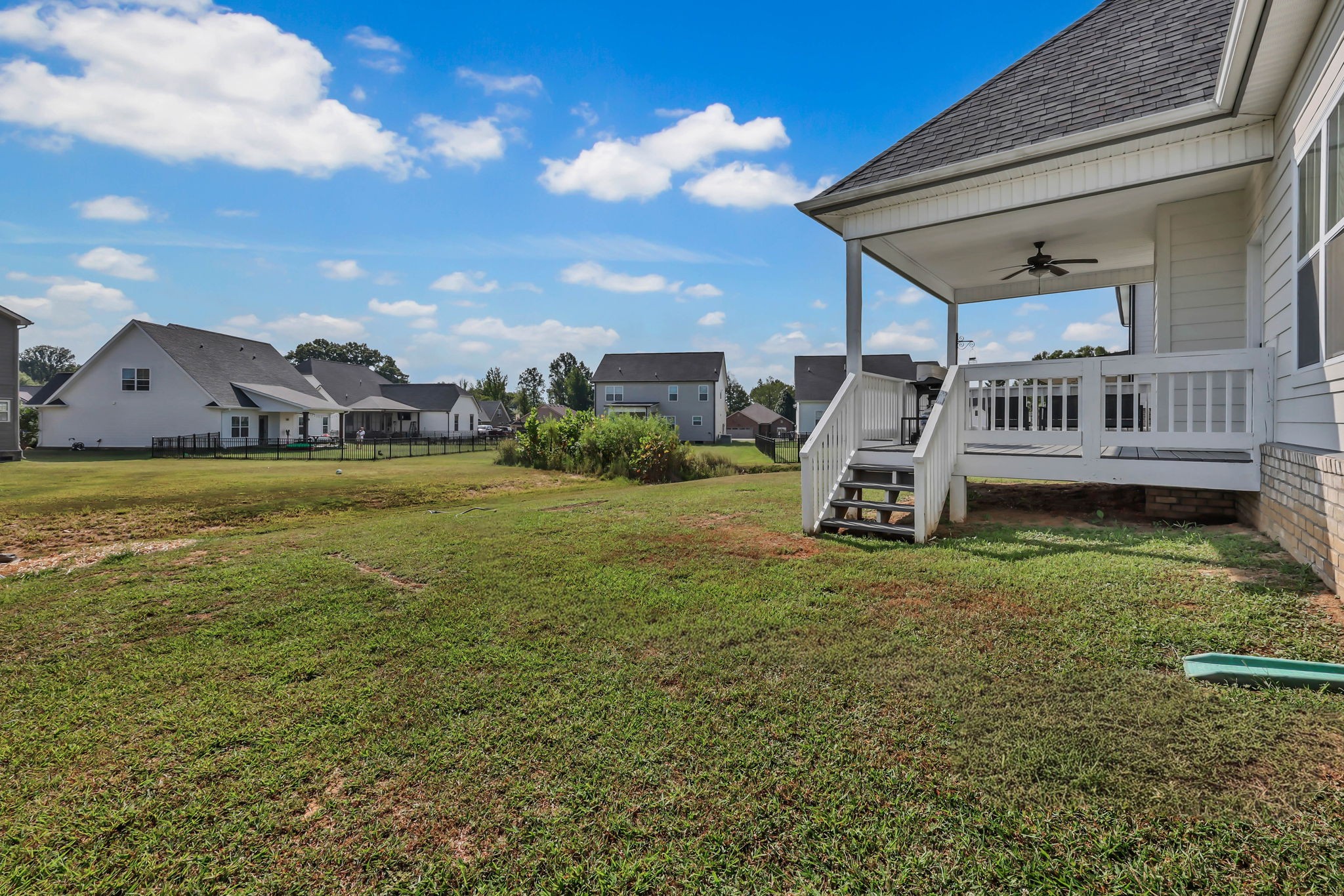 577 Dexter Dr Property Photo 43