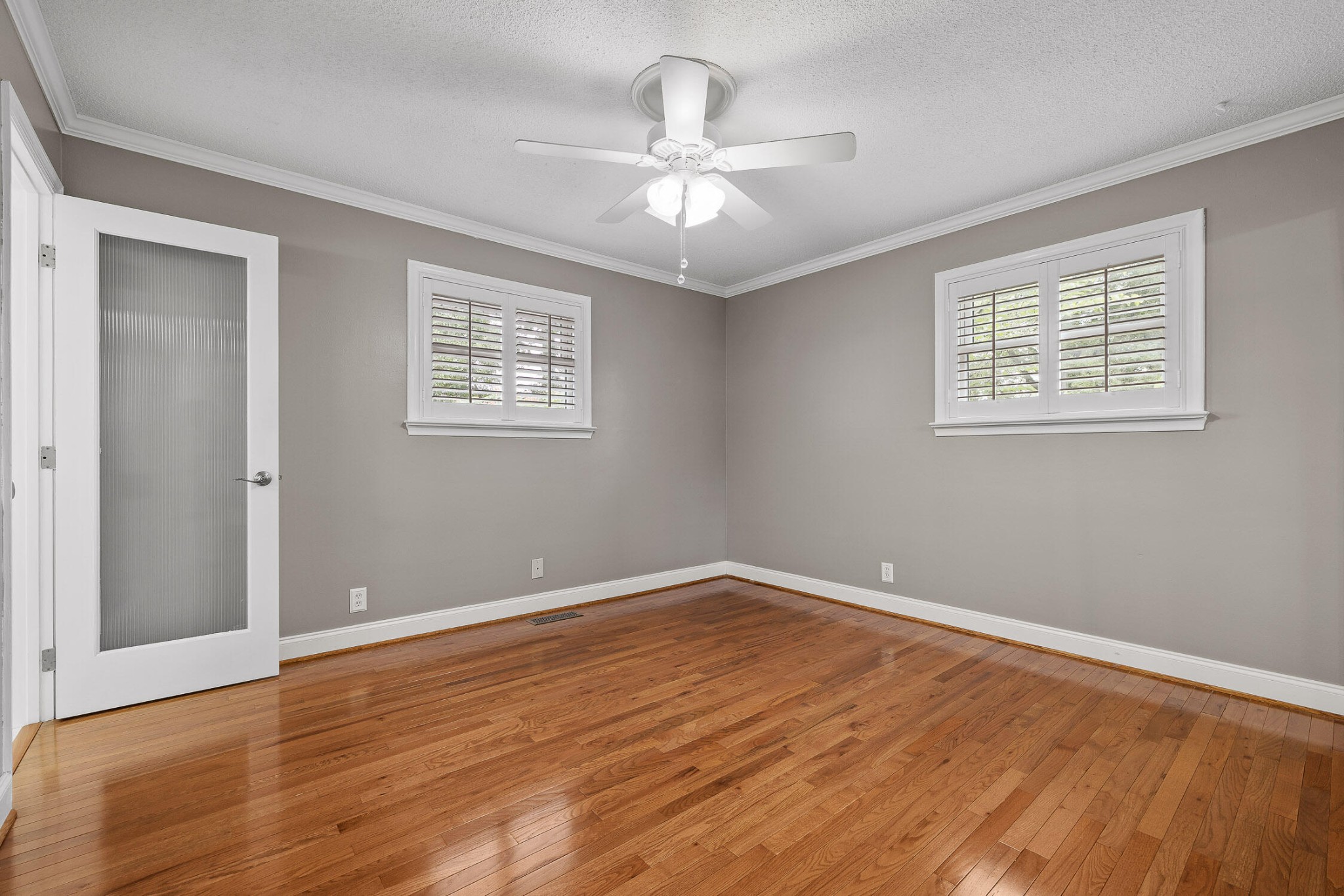 3443 Shadowlawn Drive Property Photo 12