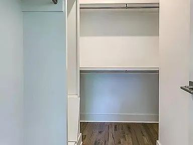 2423b Batavia St Property Photo 17
