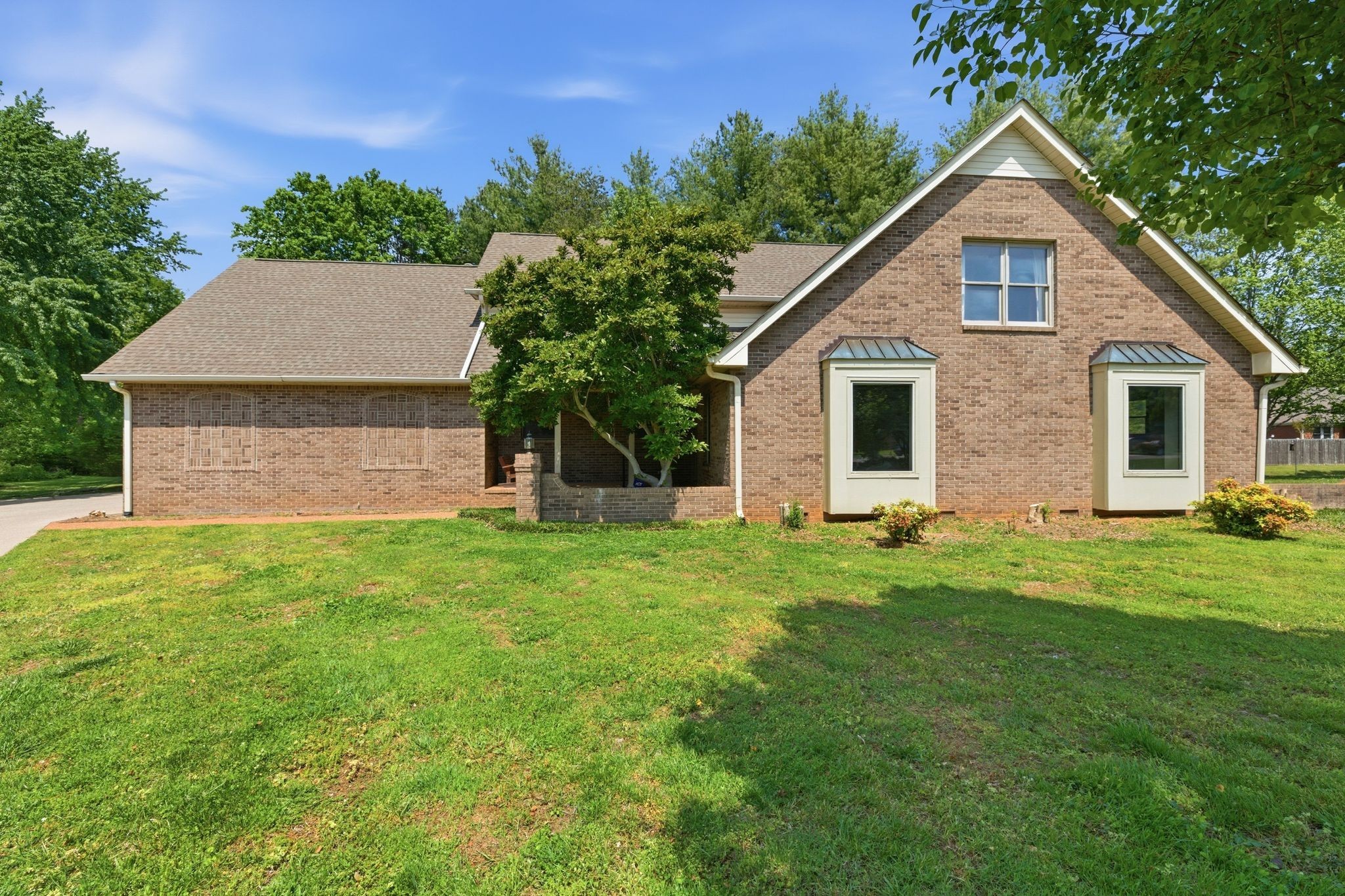 252 Newcastle Dr