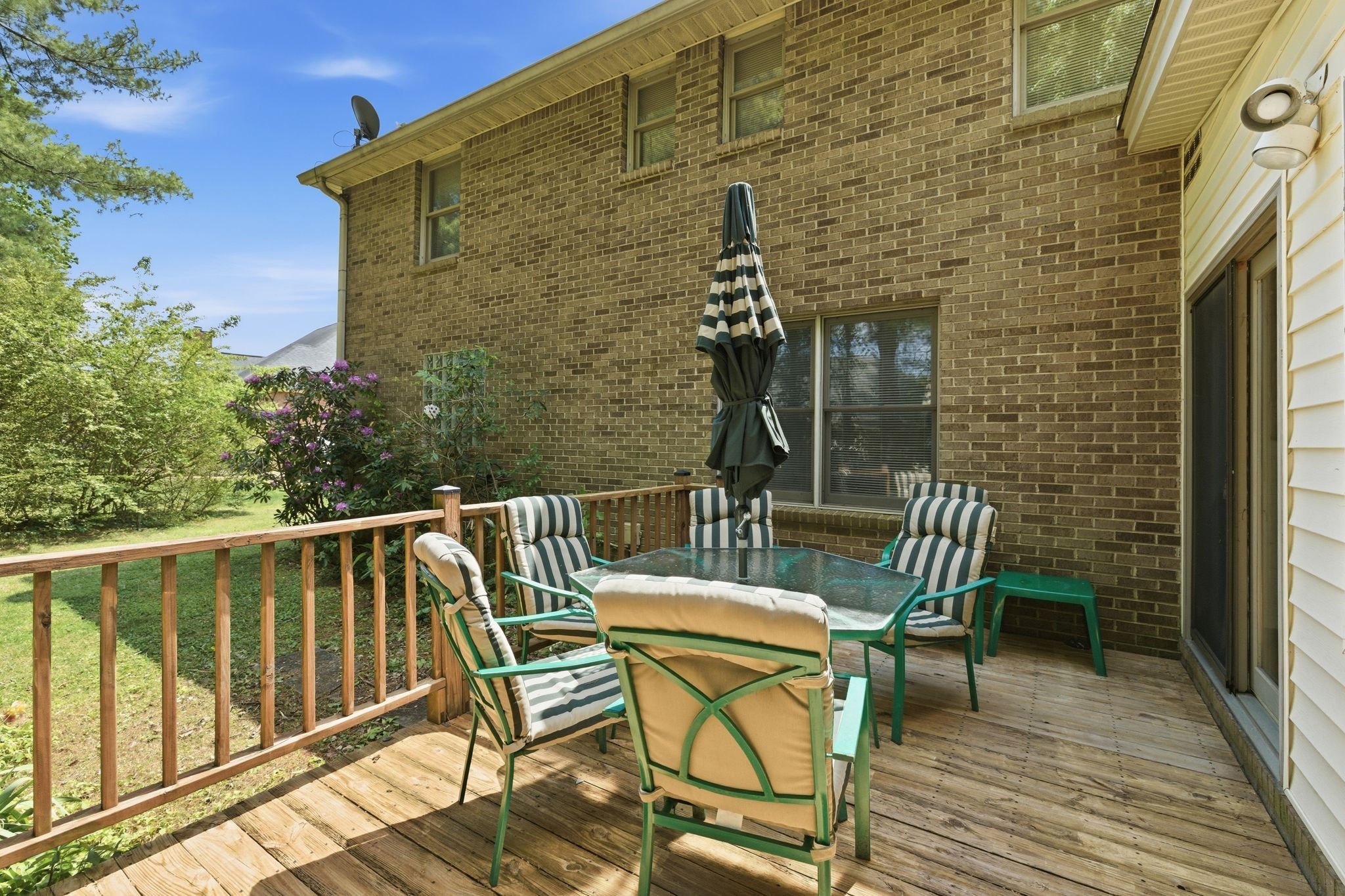 252 Newcastle Dr Property Photo 48