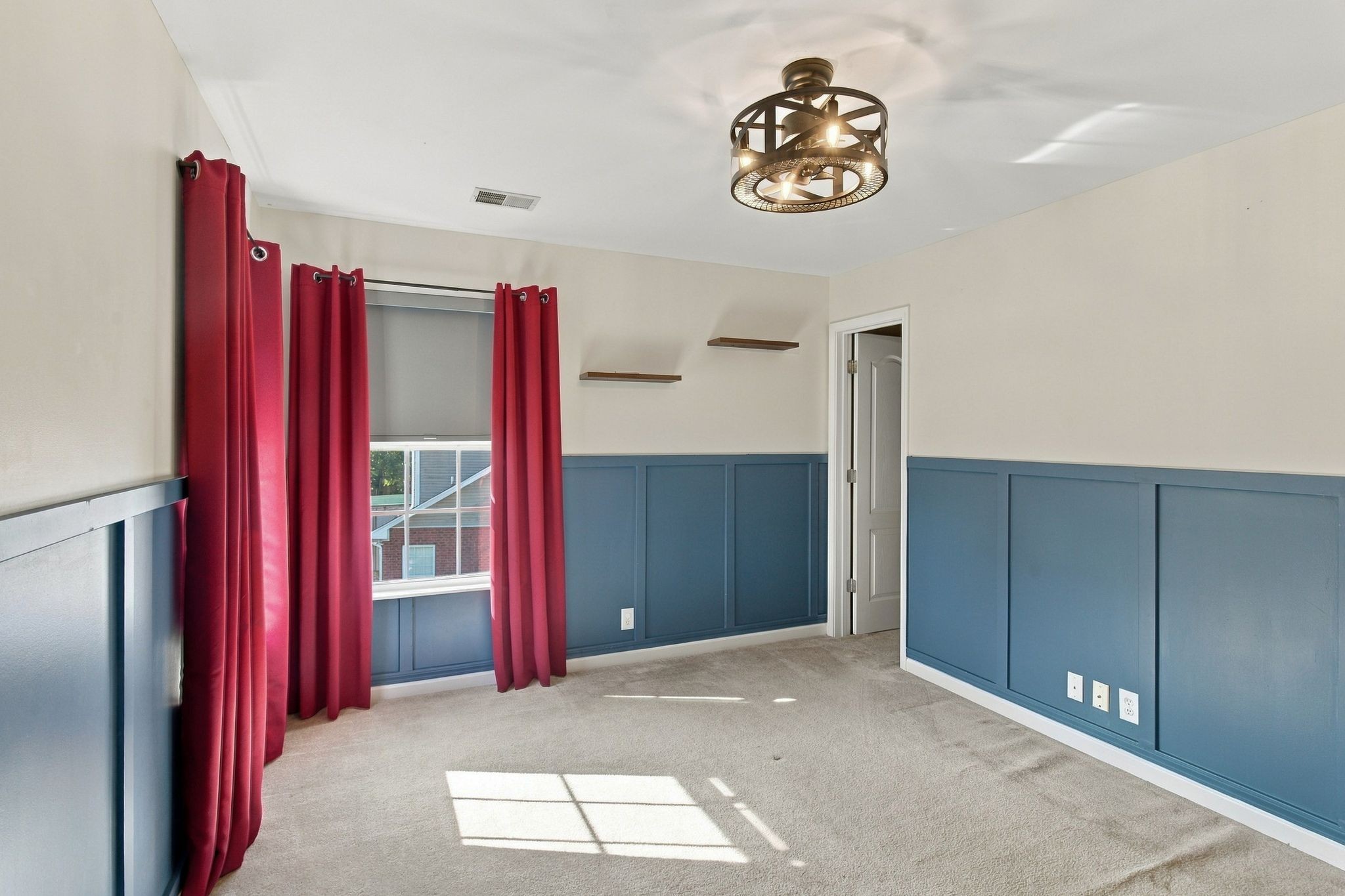 821 Park Dr Property Photo 21
