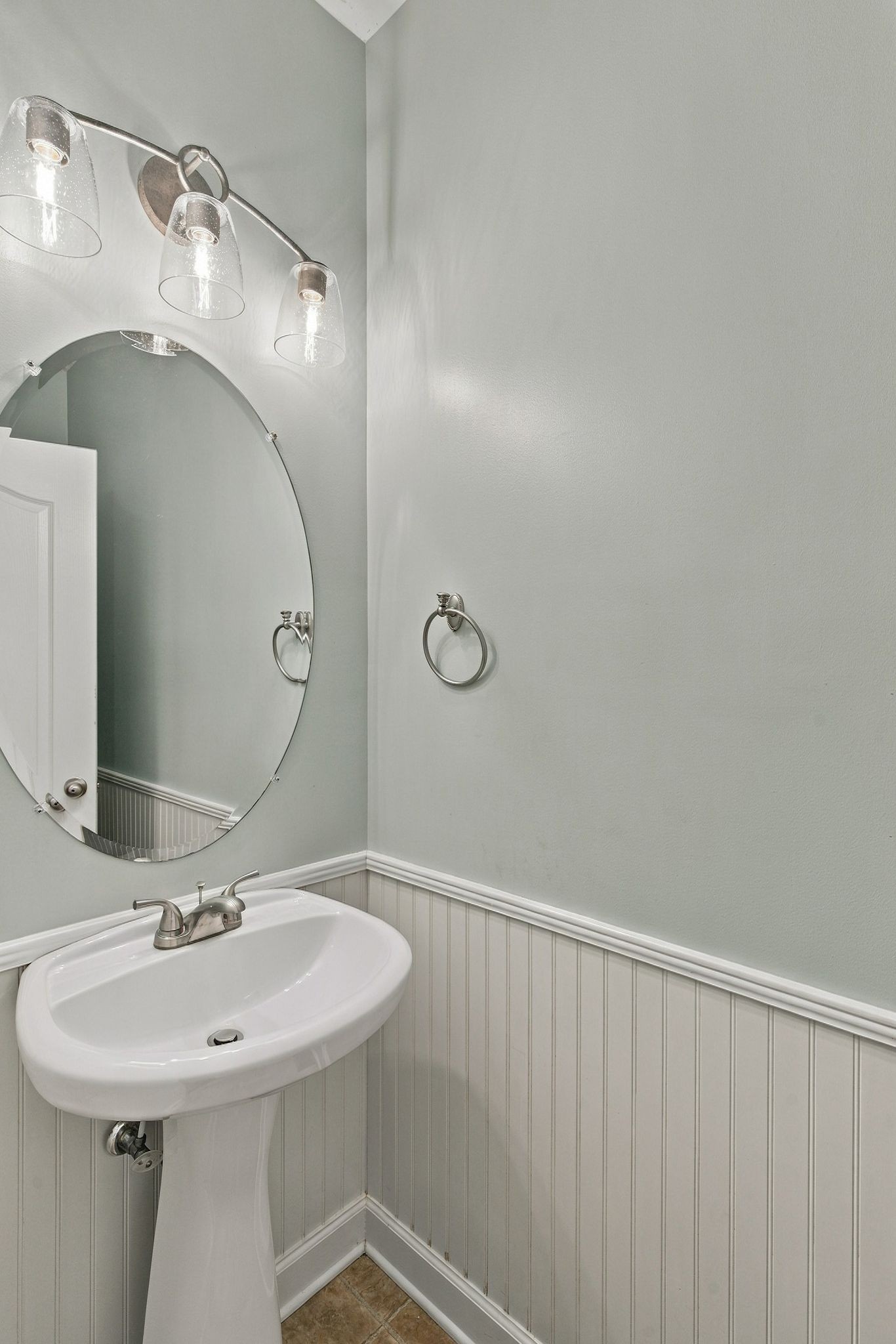 821 Park Dr Property Photo 34