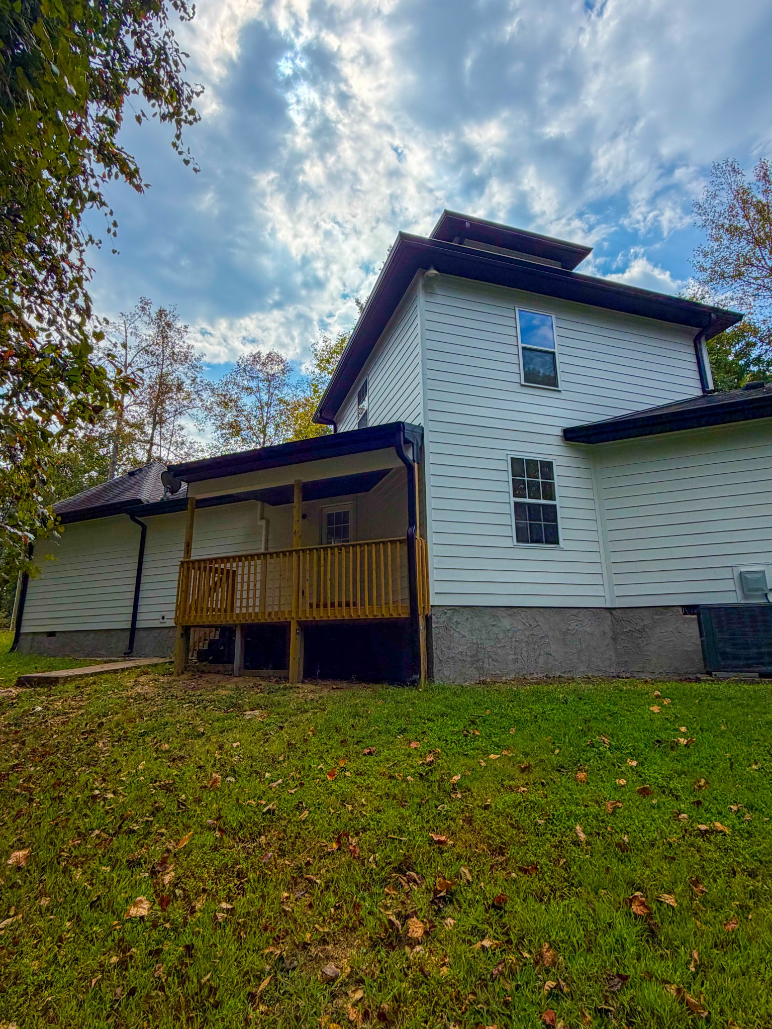397 Buck Perry Rd Property Photo 3