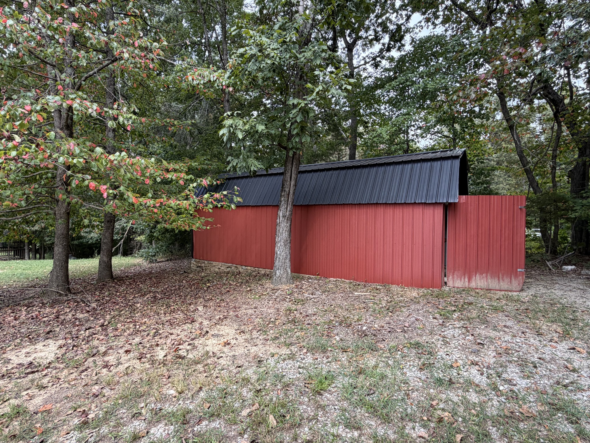 397 Buck Perry Rd Property Photo 7