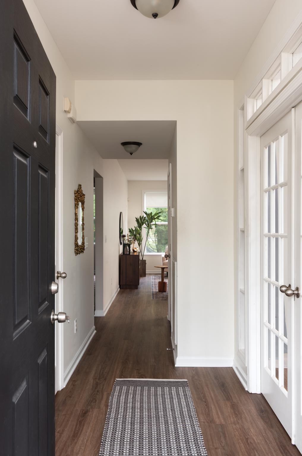 1018 Aenon Cir Property Photo 4